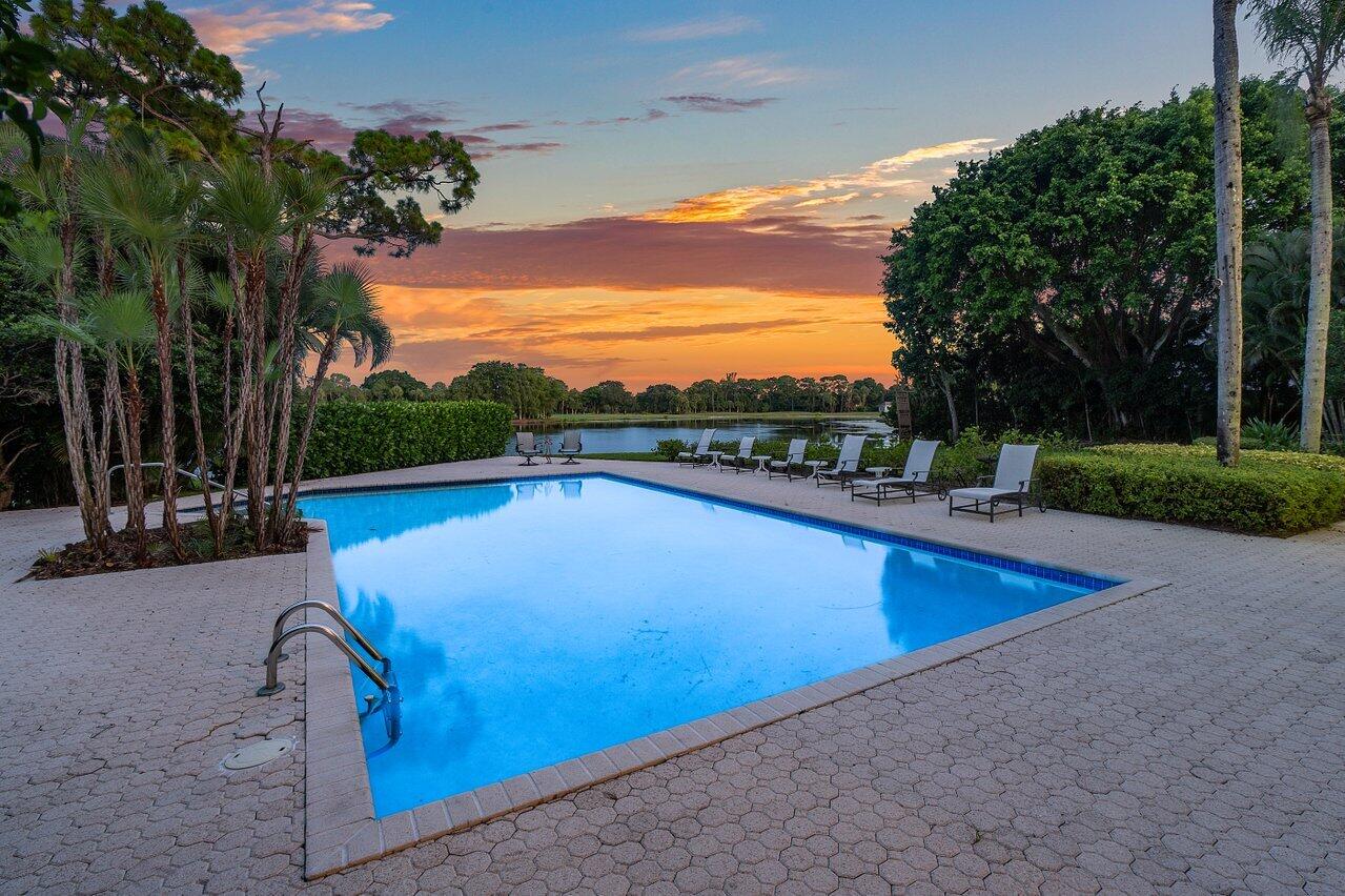 1410 Enclave Circle