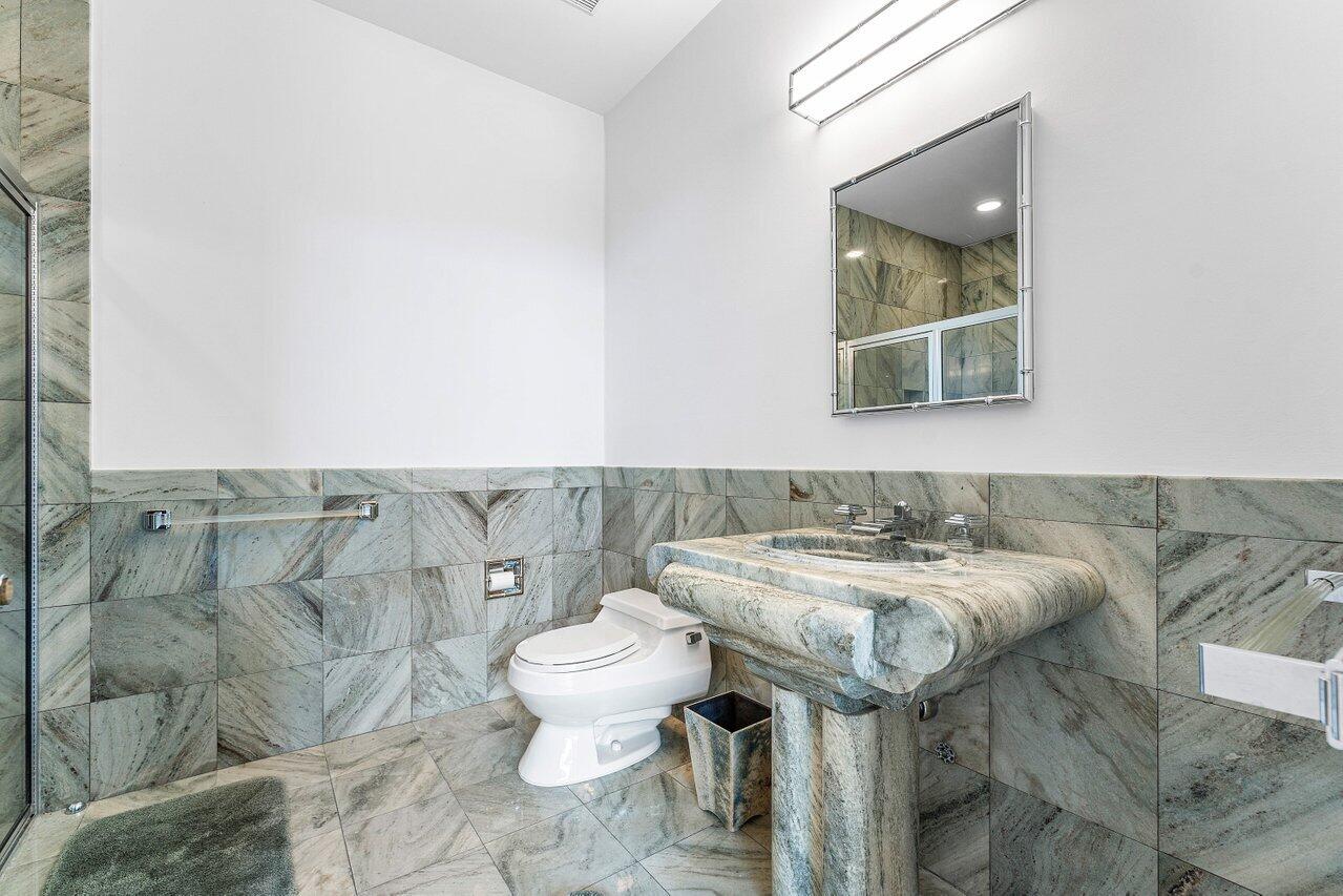 1410 Enclave Circle