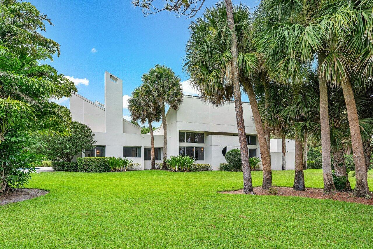 1410 Enclave Circle
