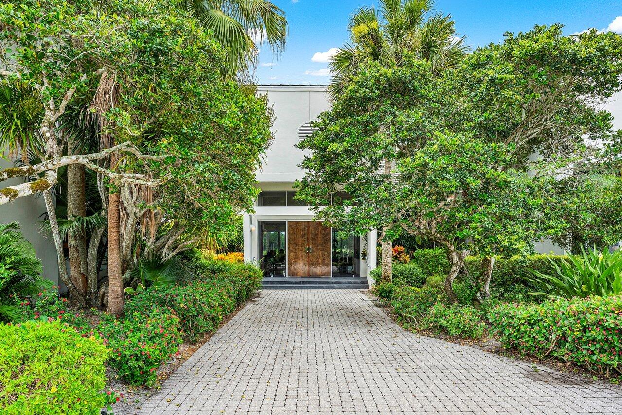 1410 Enclave Circle