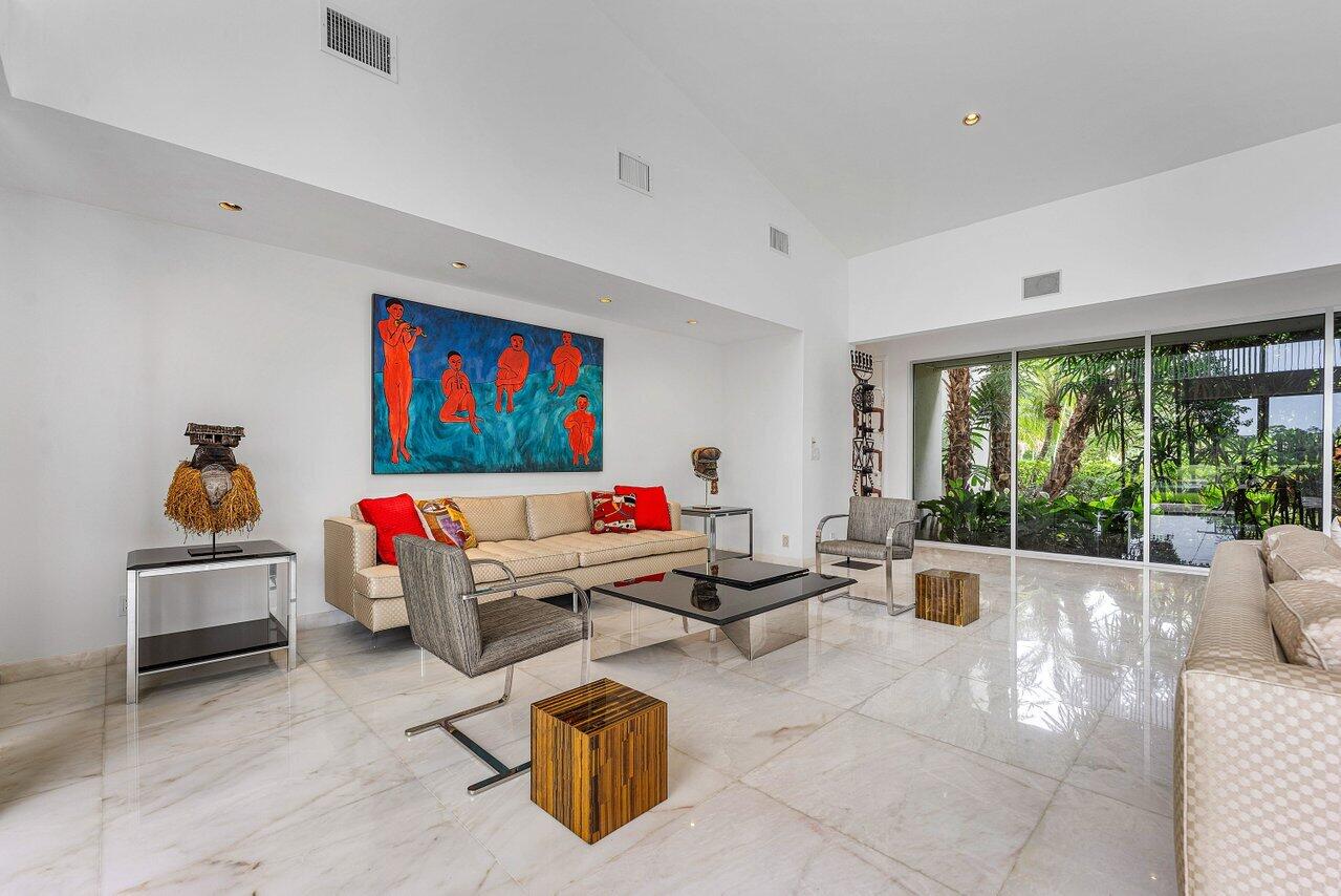 1410 Enclave Circle