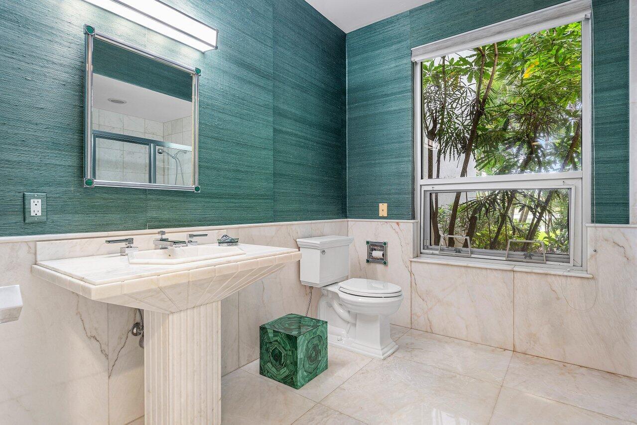 1410 Enclave Circle