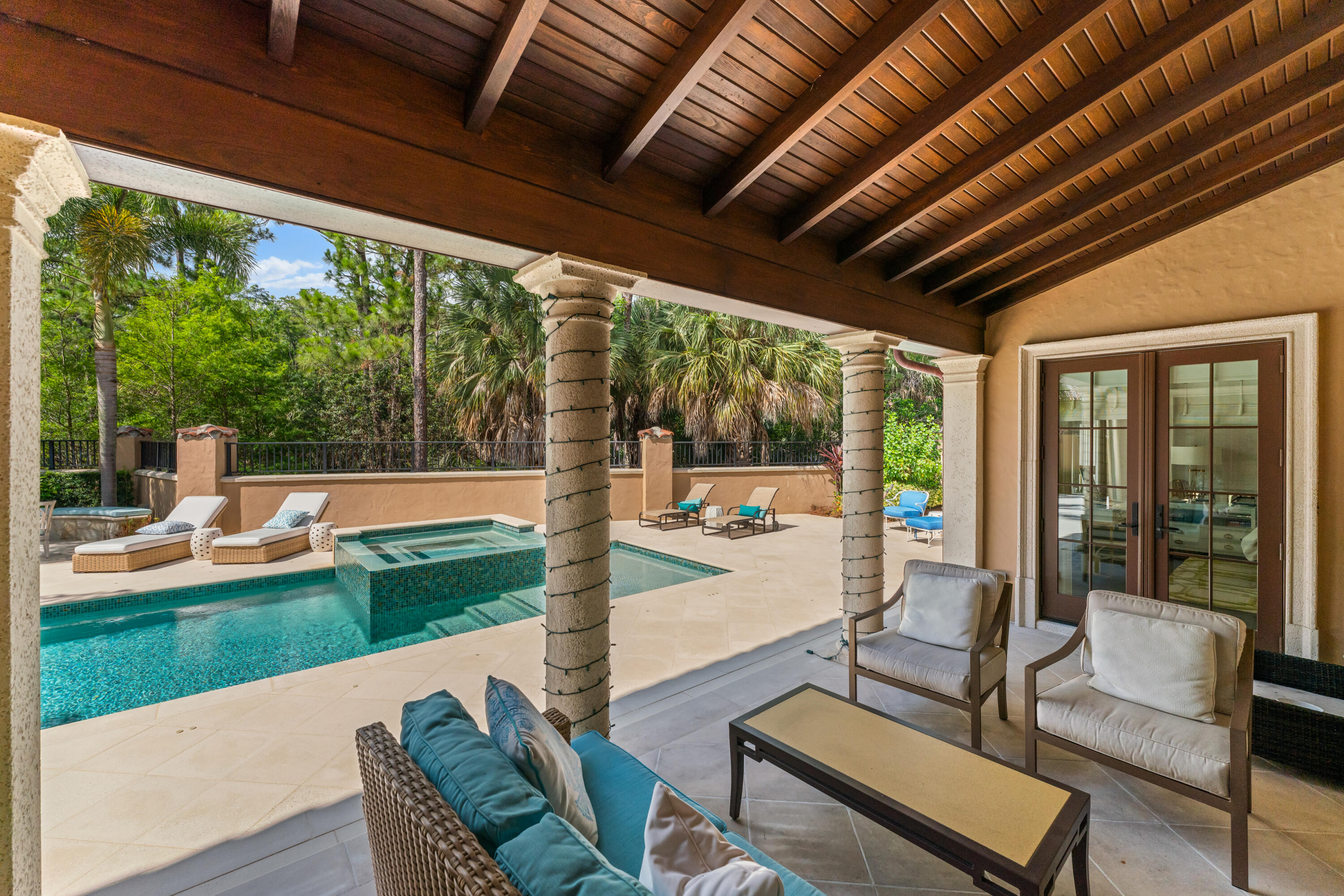 426 Via Del Orso Drive