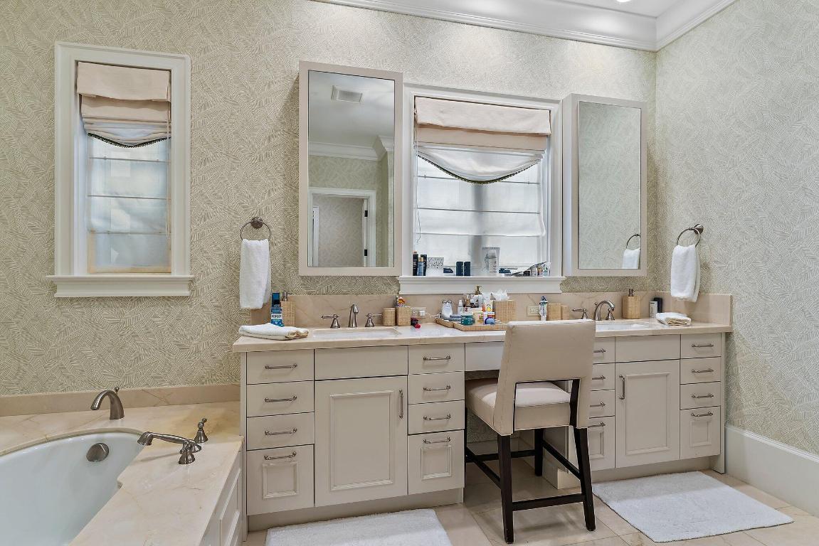 426 Via Del Orso Drive