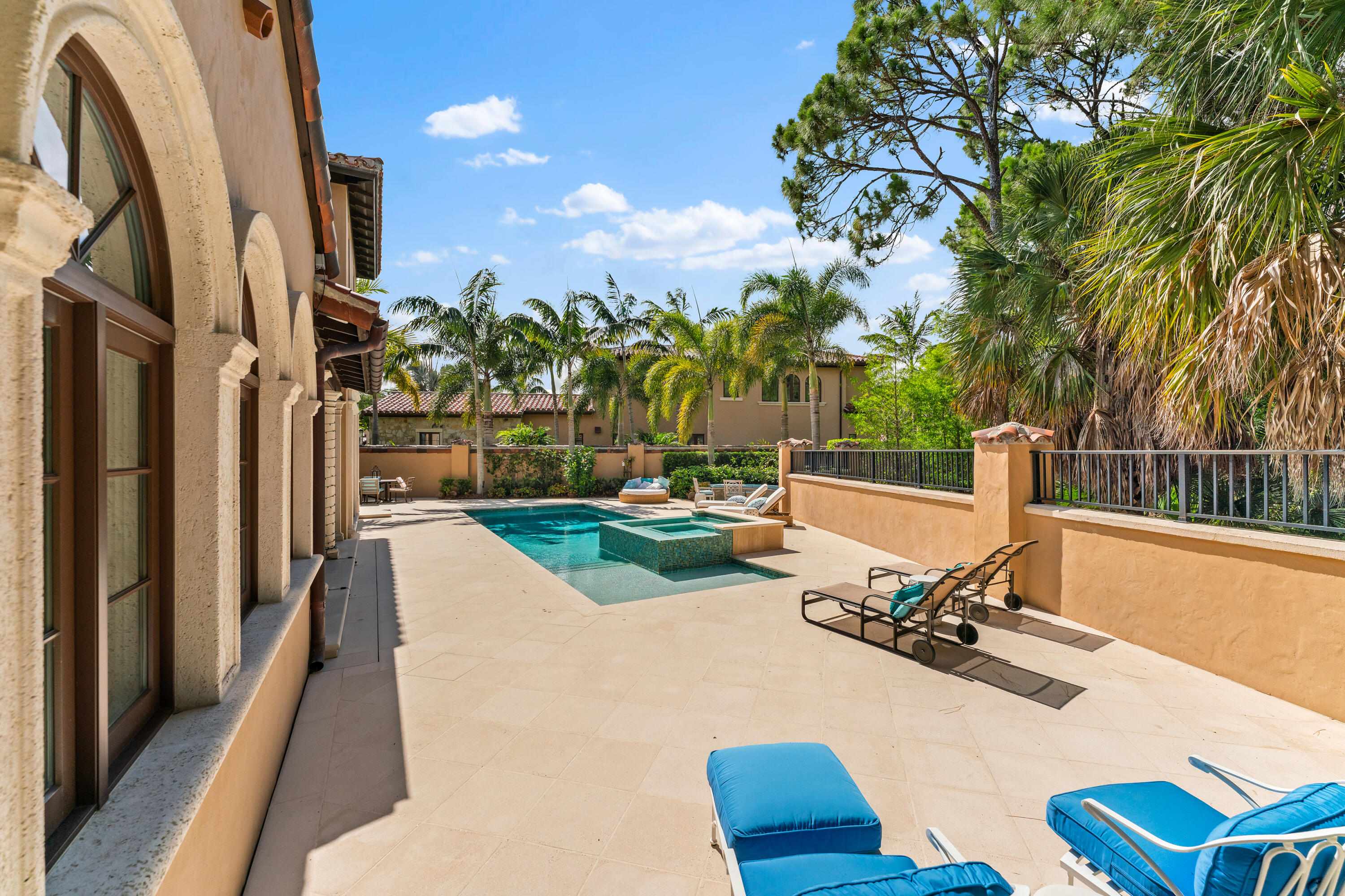 426 Via Del Orso Drive