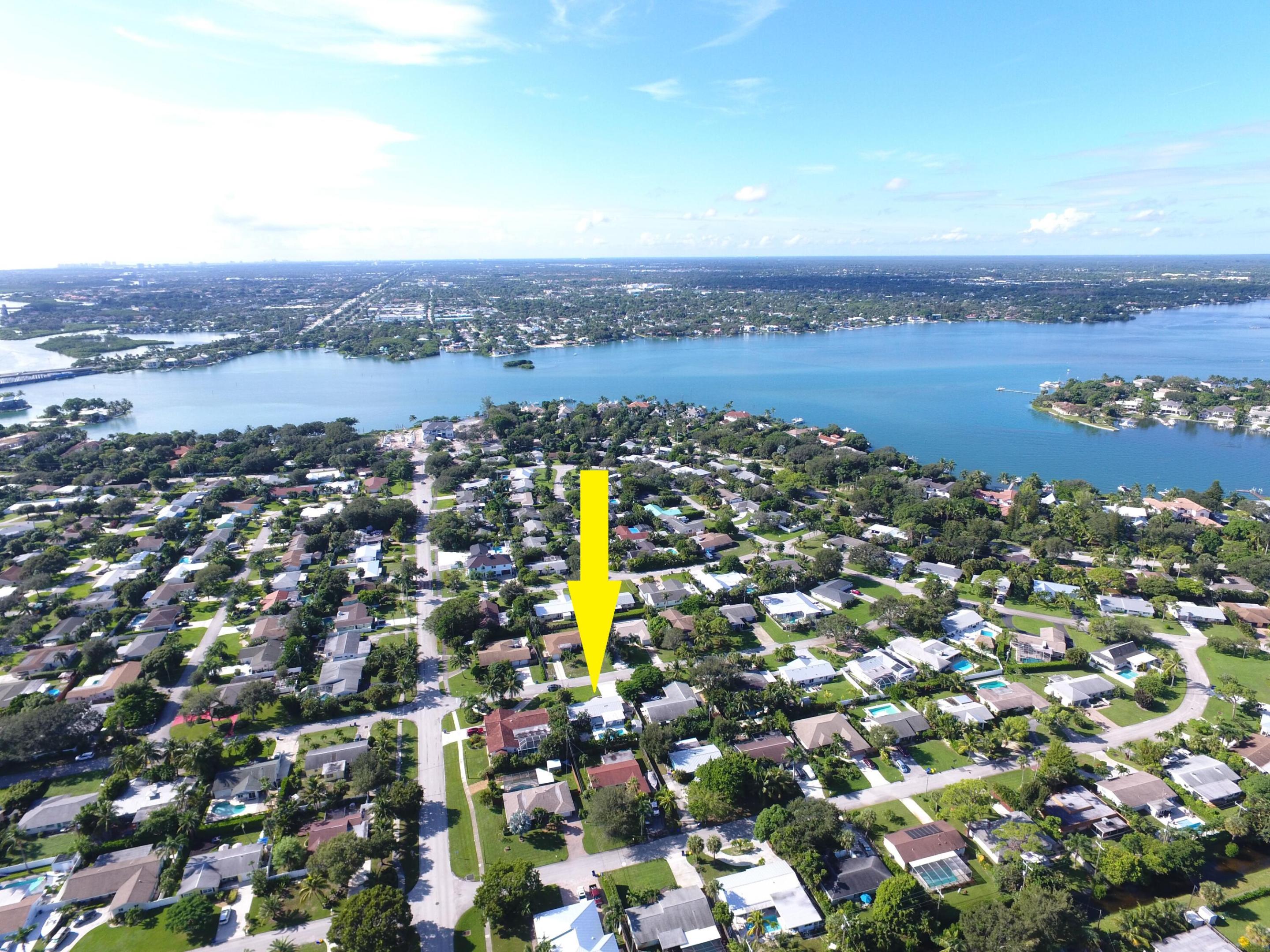 105 Beverly Road W