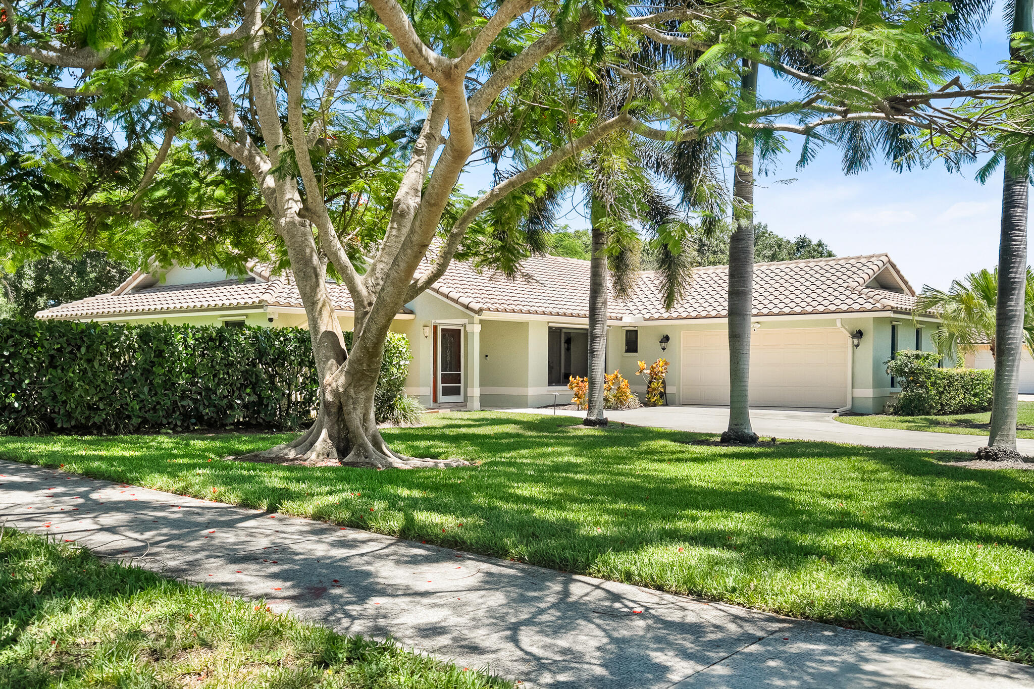 3003 SW Seaboard Avenue
