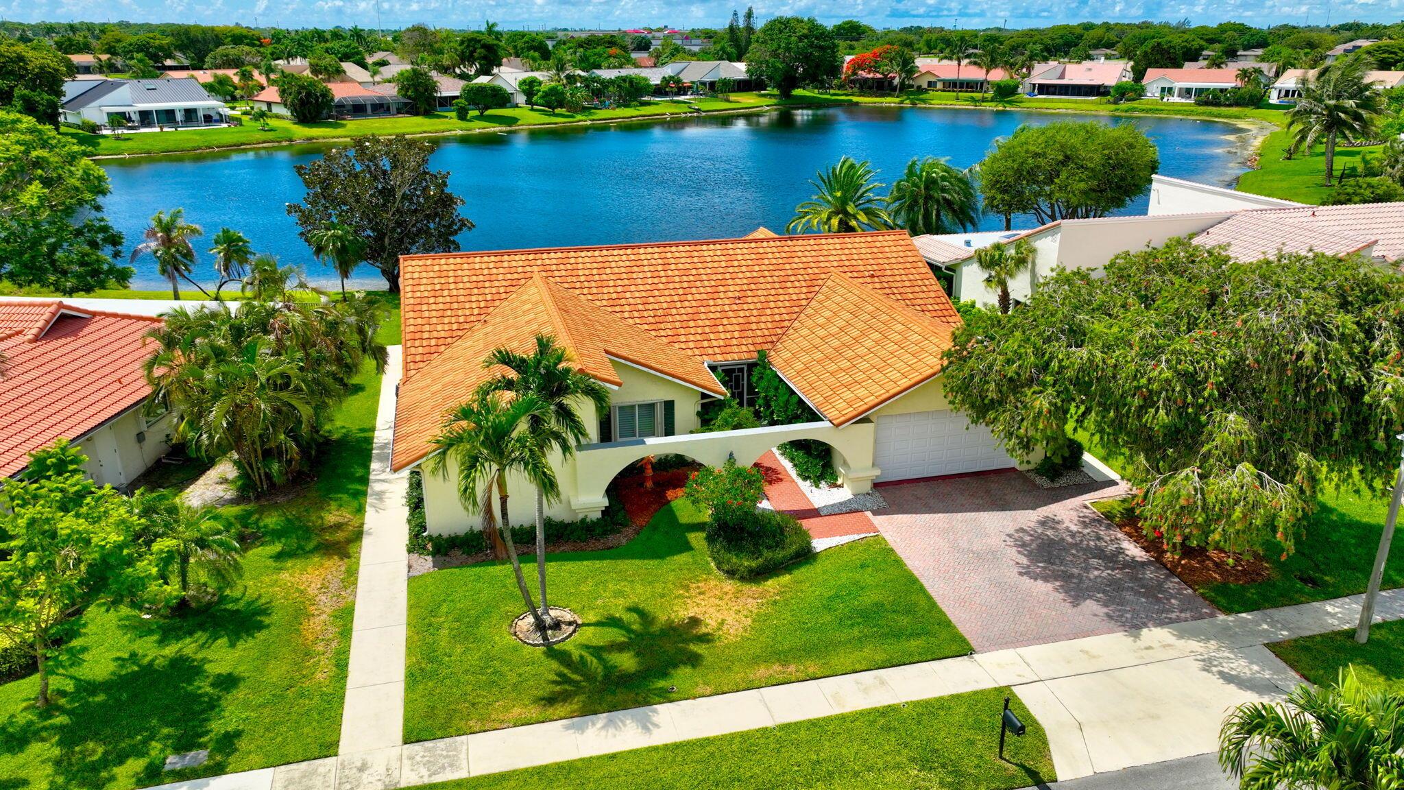 2542 SW 23rd Cranbrook Place