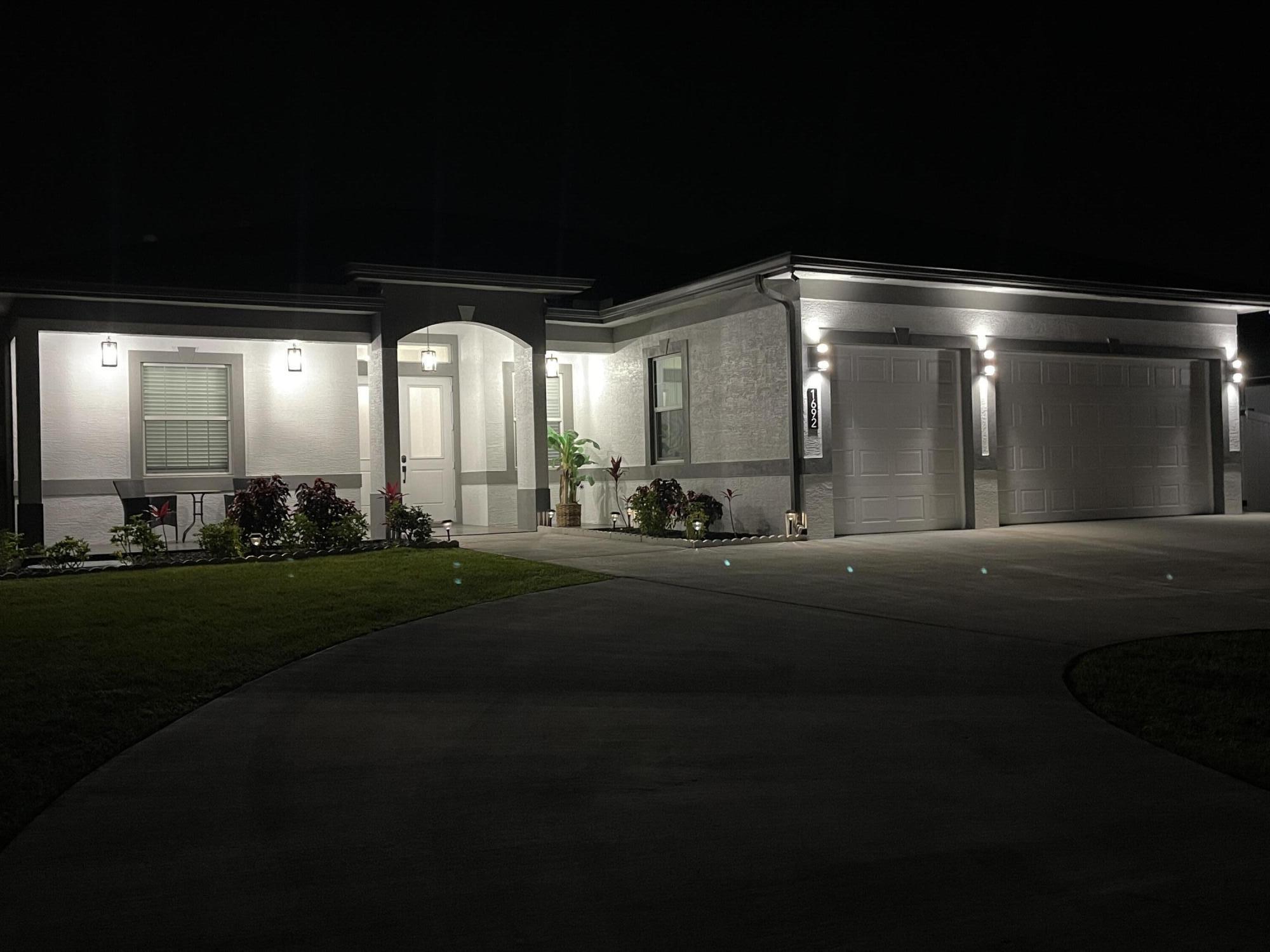 1692 SW Paddock Street, Port St. Lucie