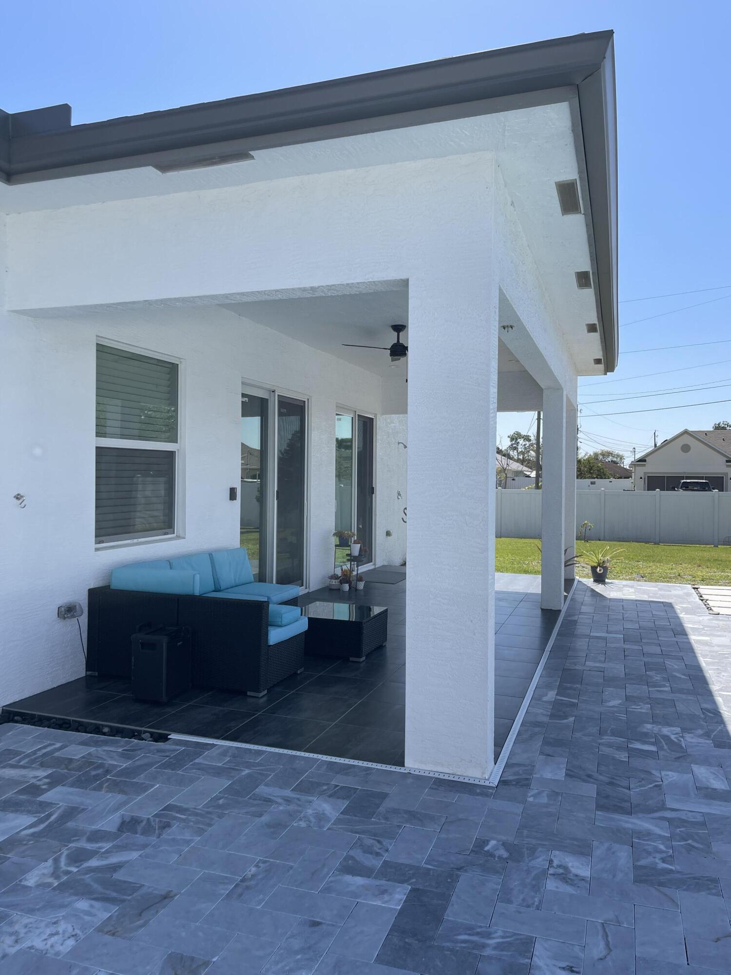 1692 SW Paddock Street, Port St. Lucie