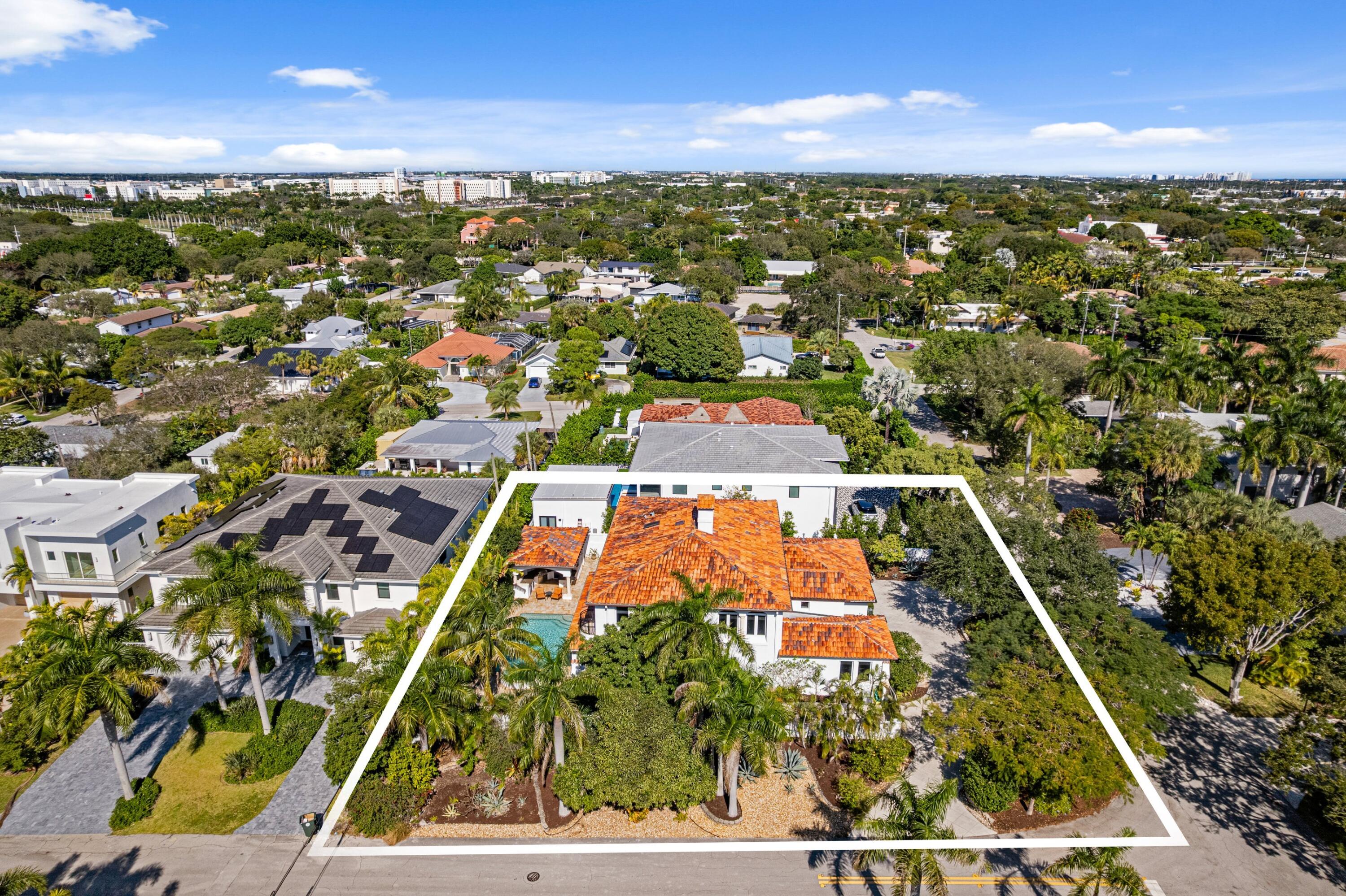 901 NW 4th Court