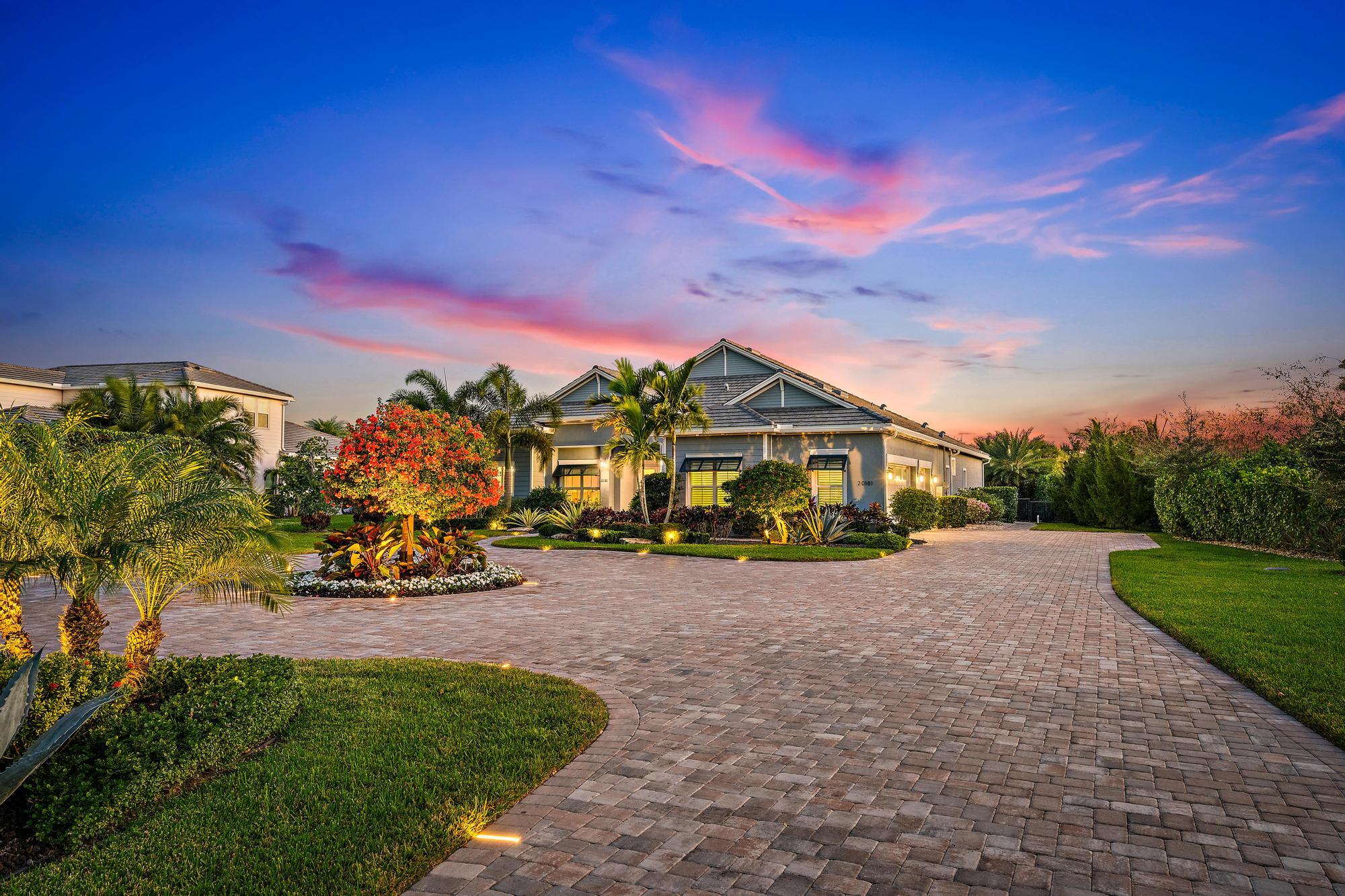 20181 SE Bridgewater Drive