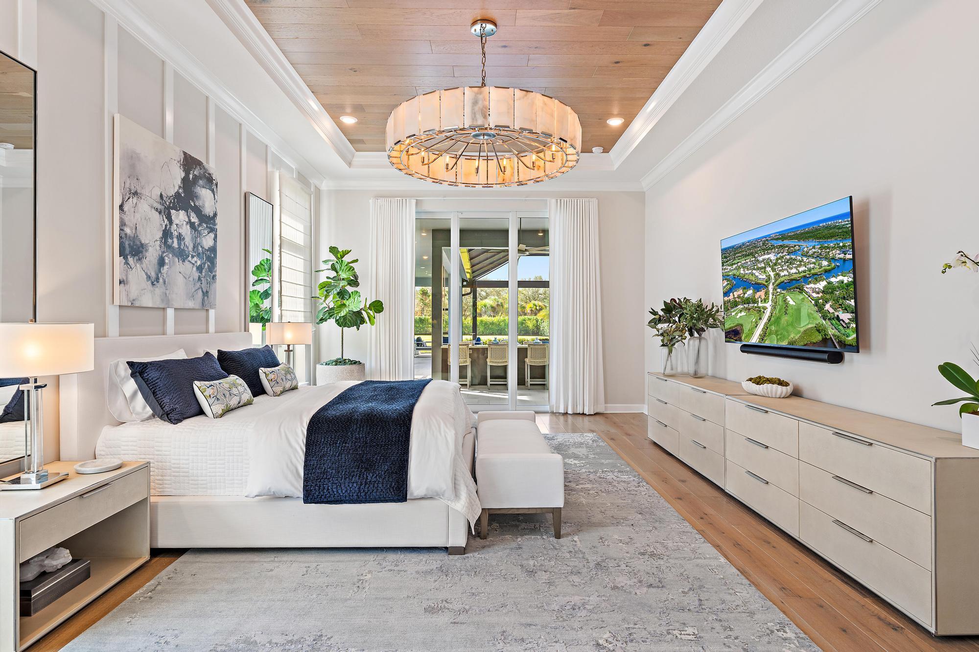 20181 SE Bridgewater Drive