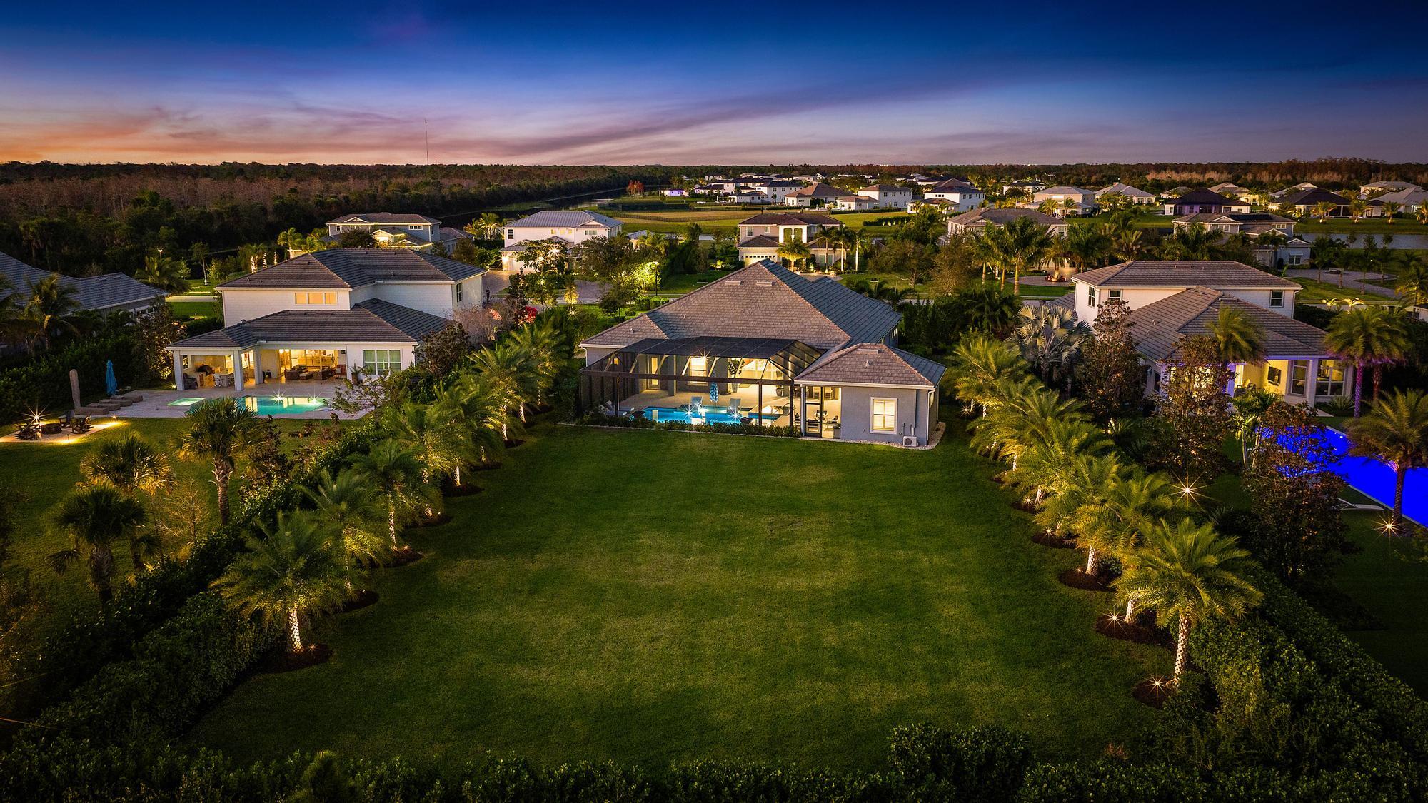 20181 SE Bridgewater Drive