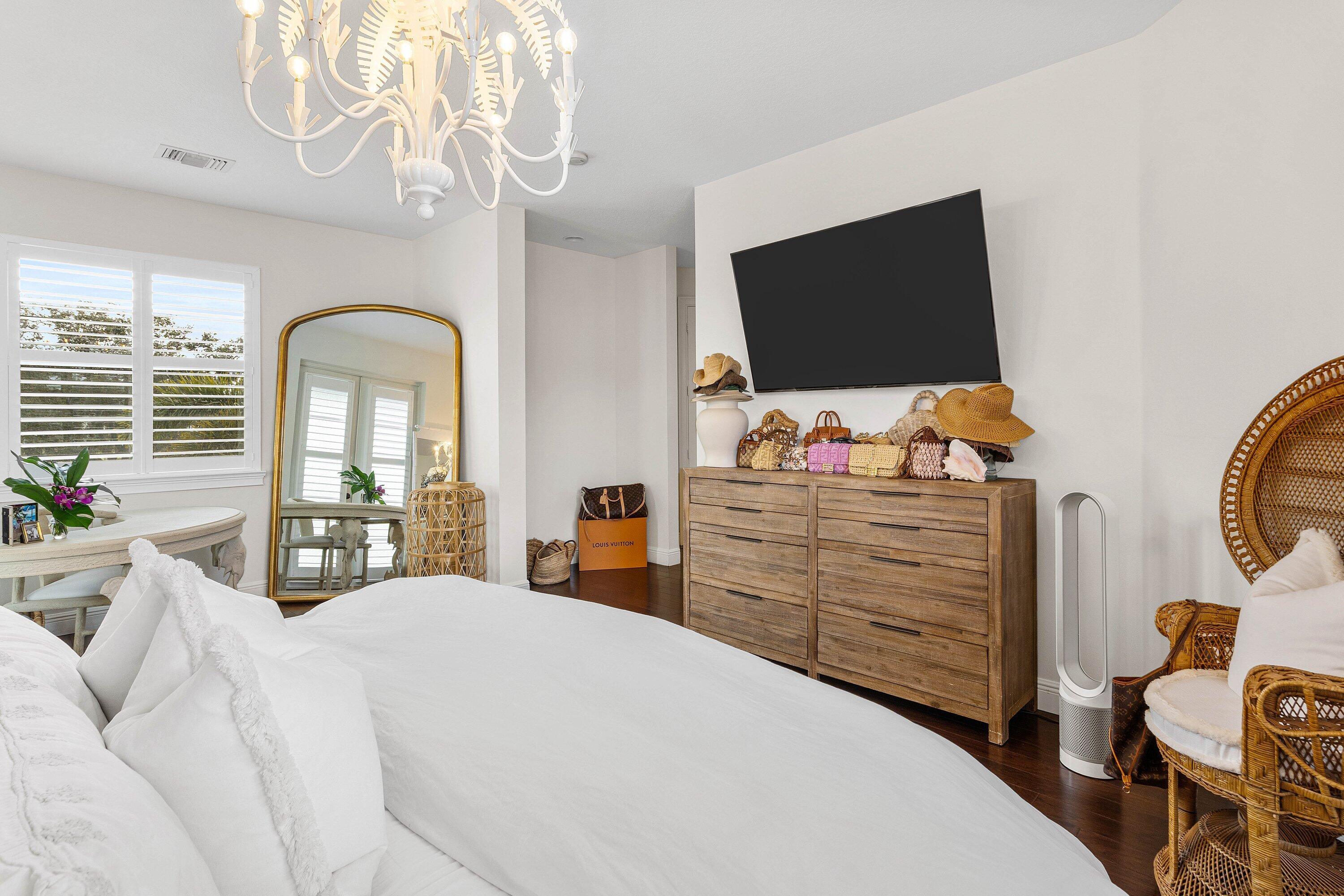 100 Via Floresta Drive, Boca Raton