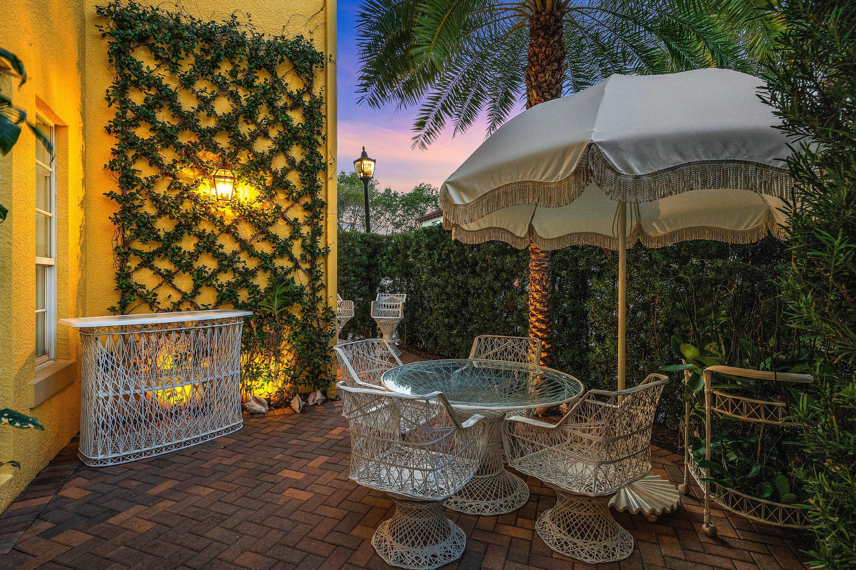 100 Via Floresta Drive, Boca Raton