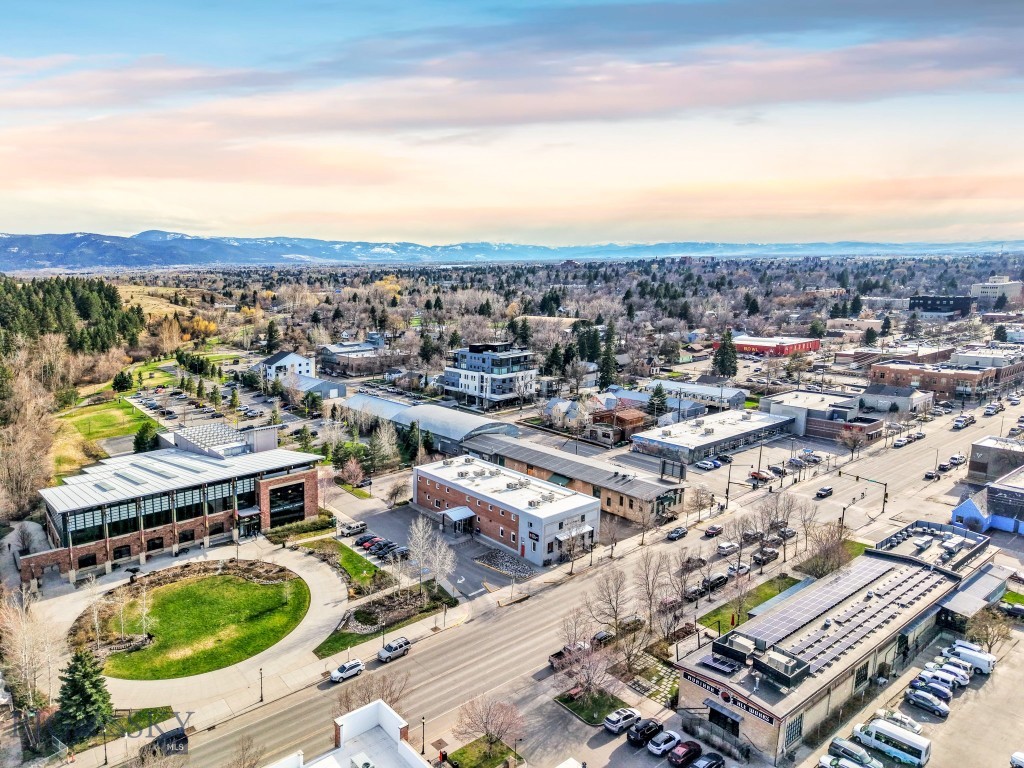 612 East Main Street