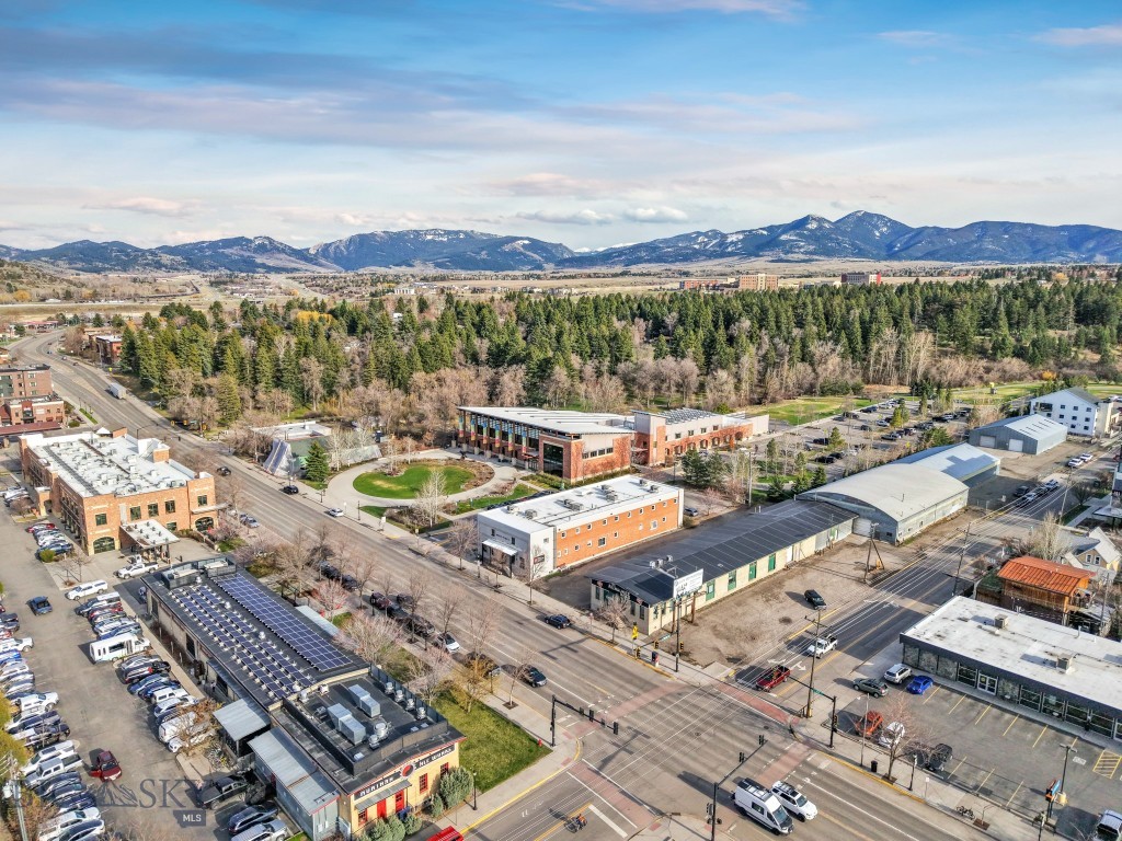 612 East Main Street