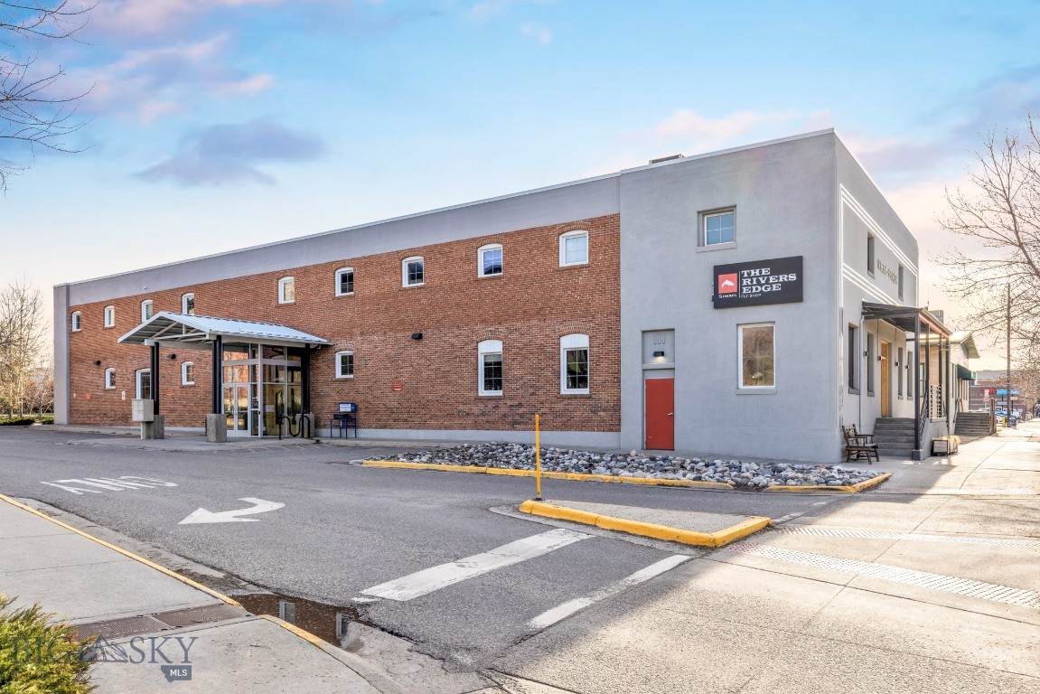 612 East Main Street