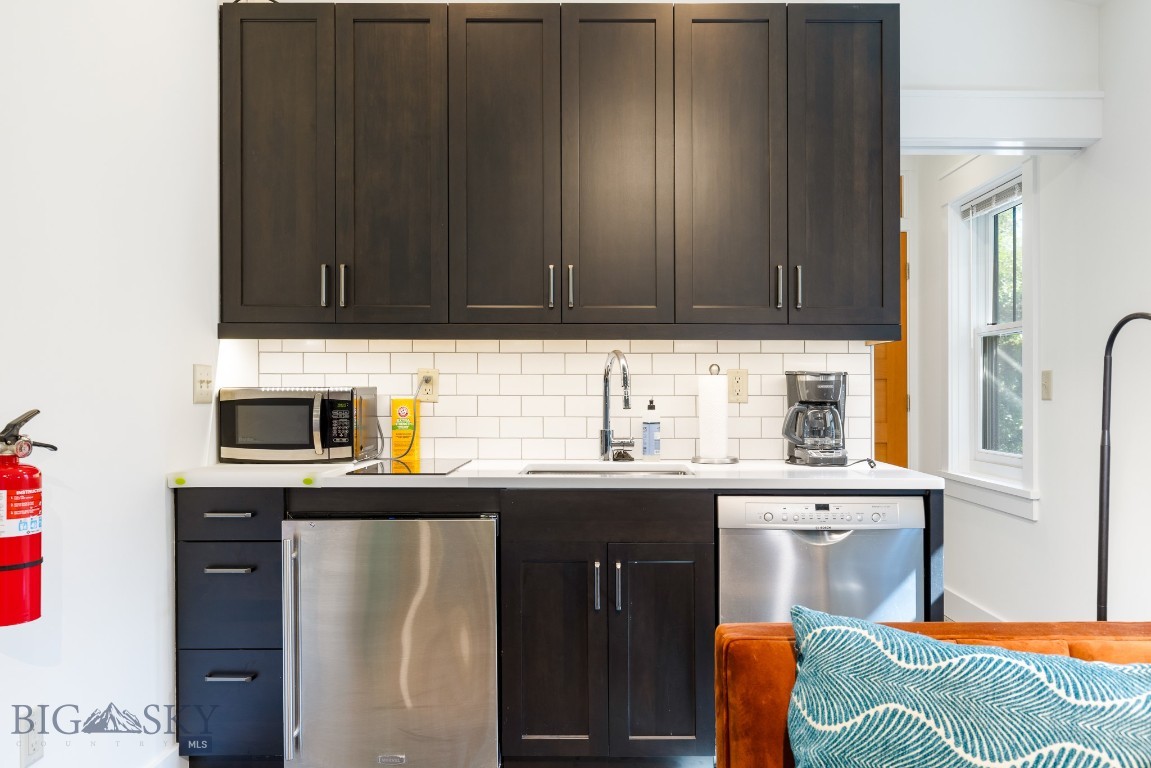 209 S Willson B