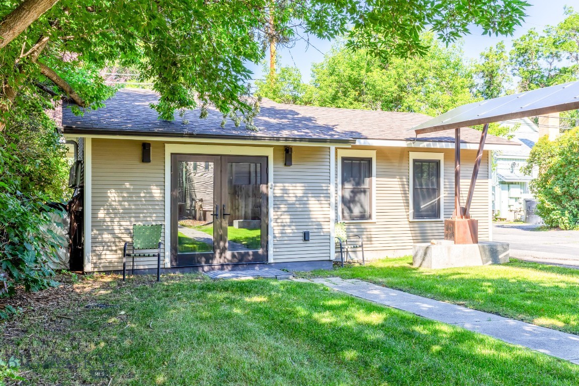 209 S Willson B