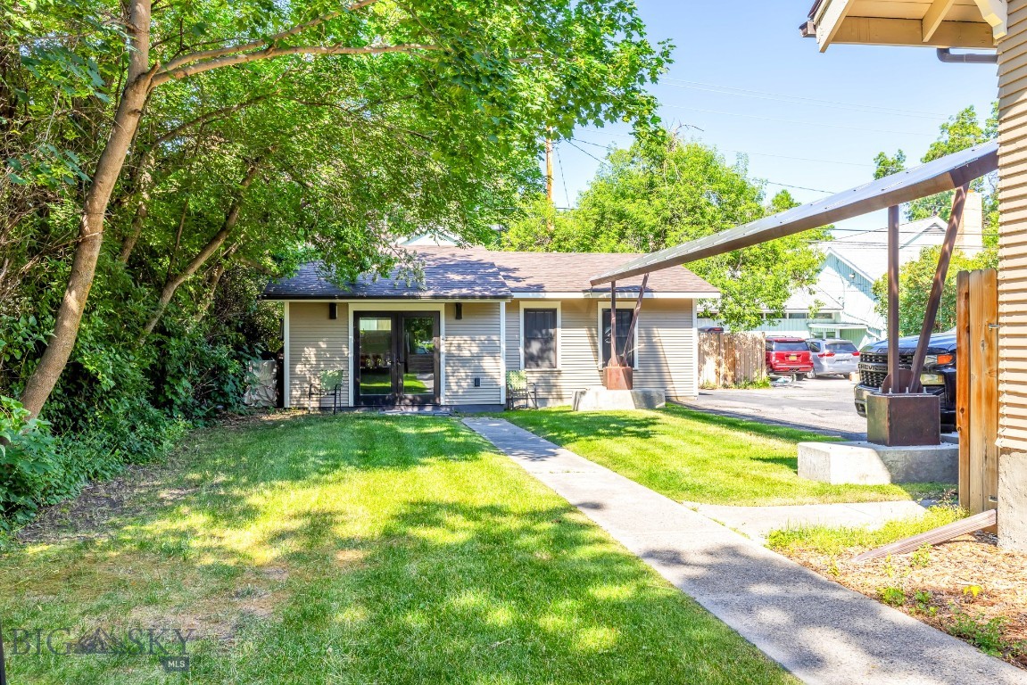 209 S Willson B