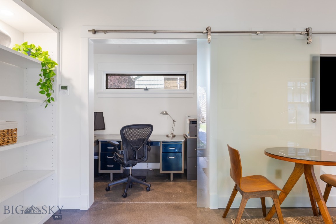 209 S Willson B