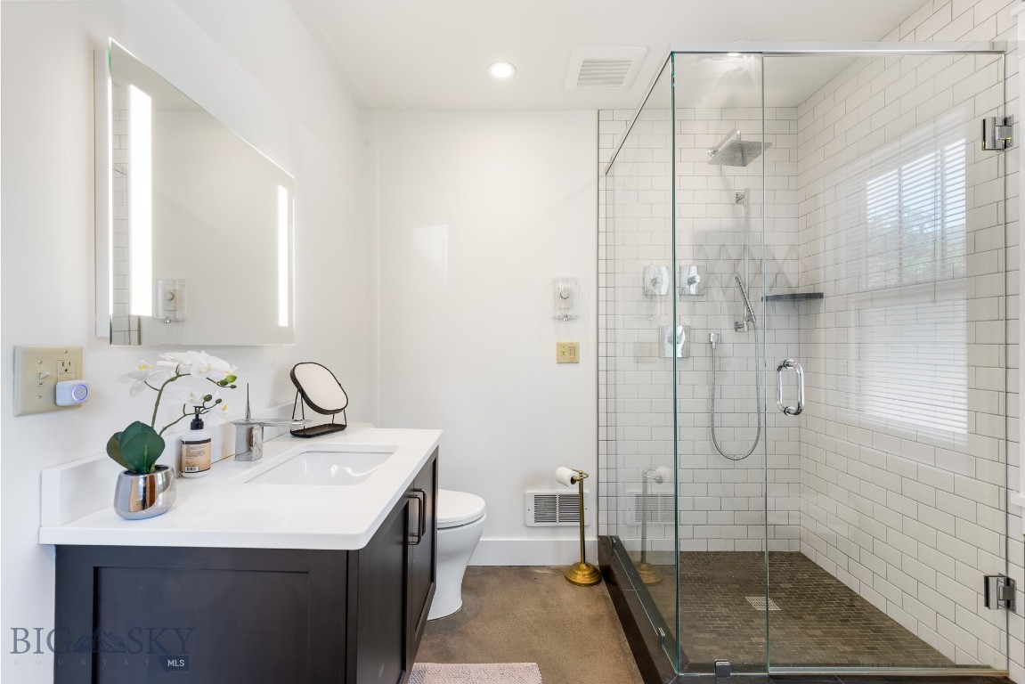 209 S Willson B