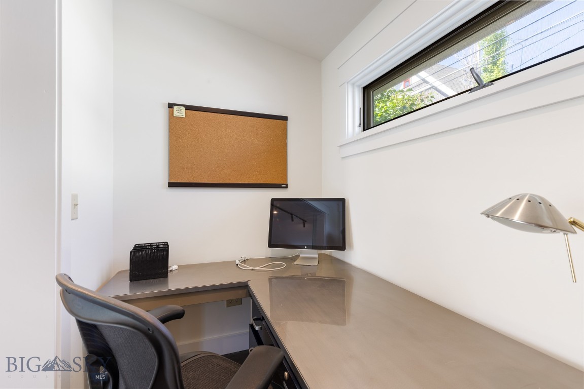 209 S Willson B