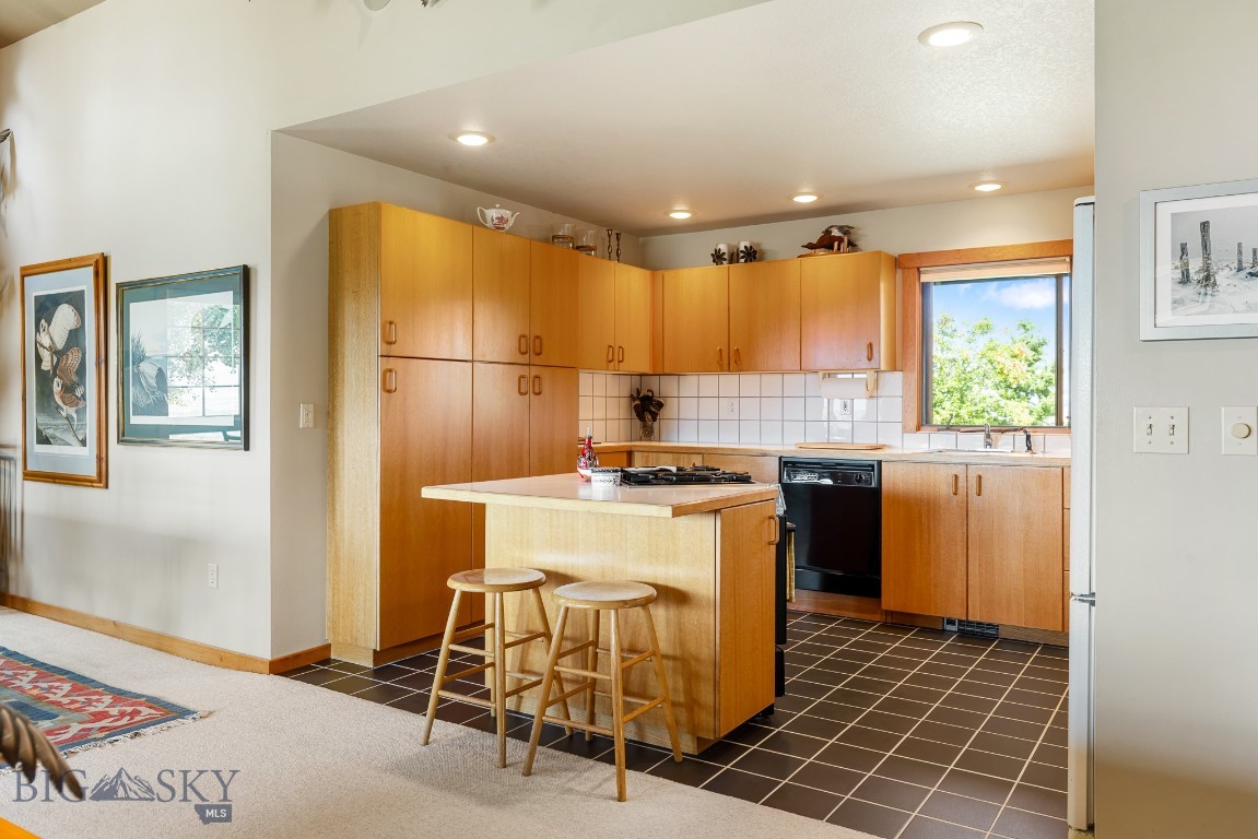 8906 Gold Dust Trail