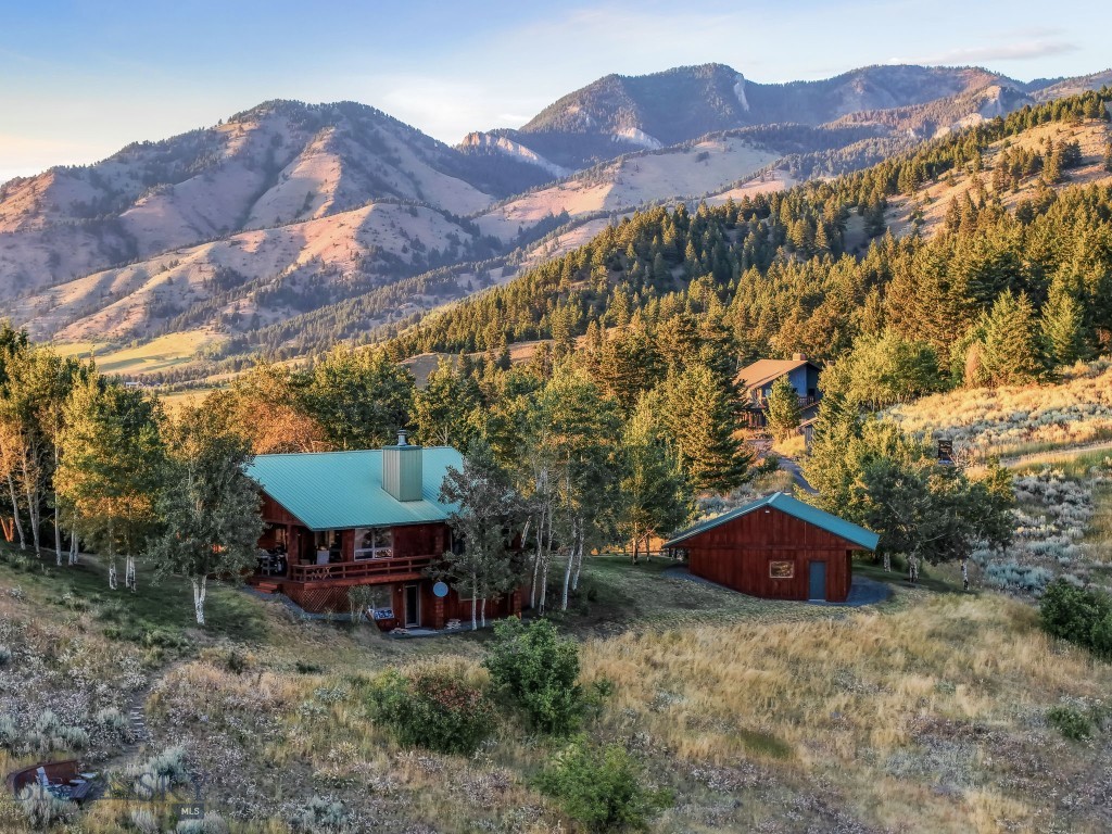 8906 Gold Dust Trail