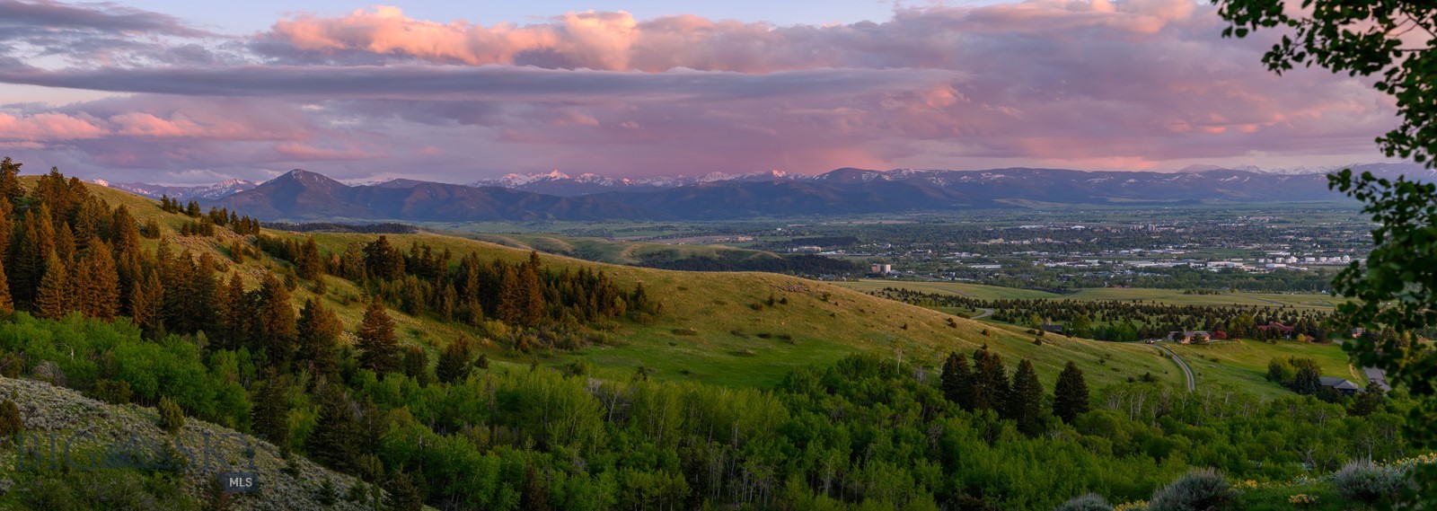 8906 Gold Dust Trail