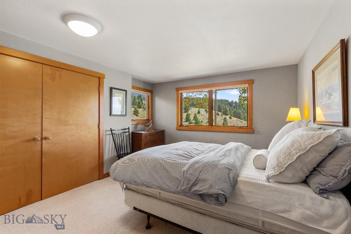 8906 Gold Dust Trail