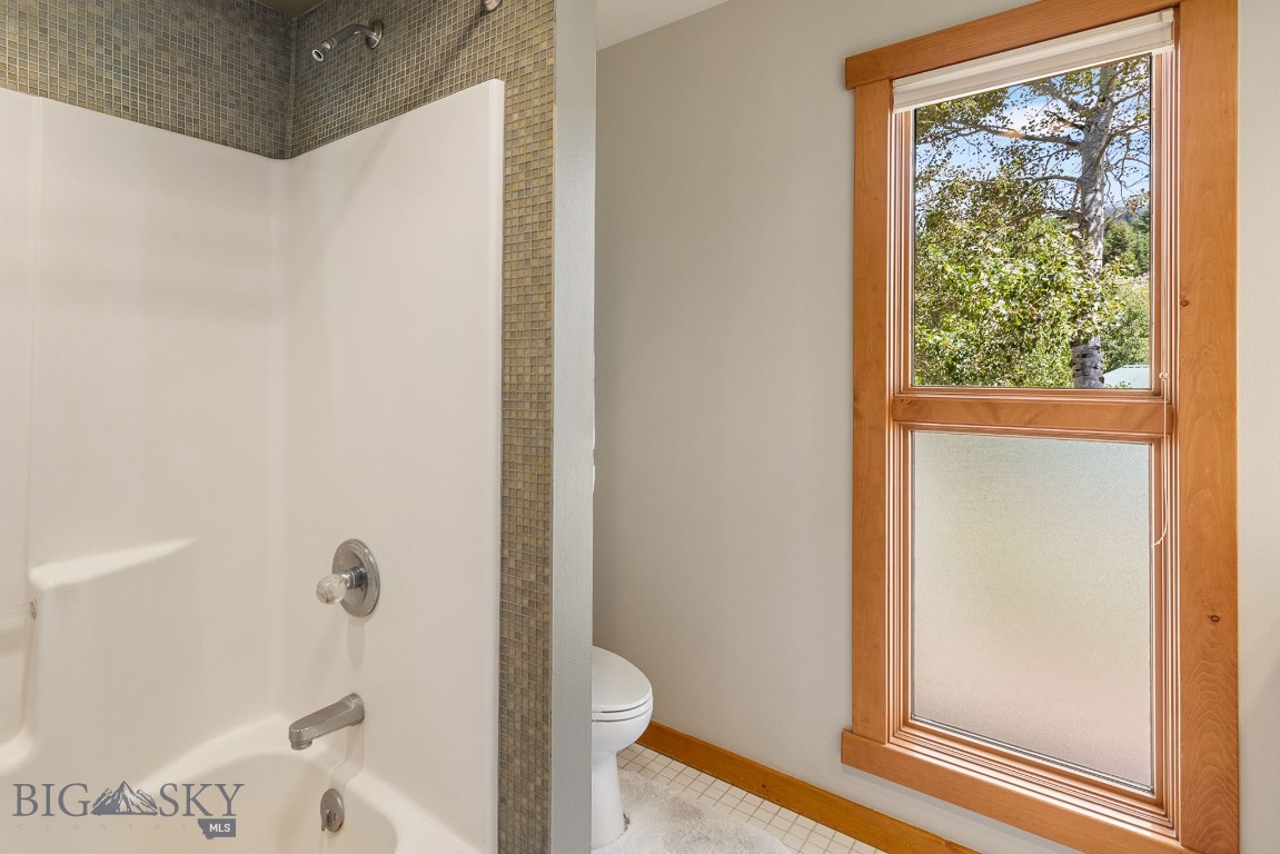 8906 Gold Dust Trail