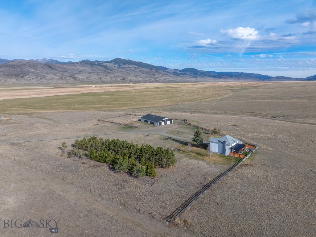618 Whitetail Road