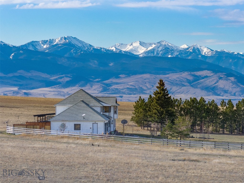618 Whitetail Road