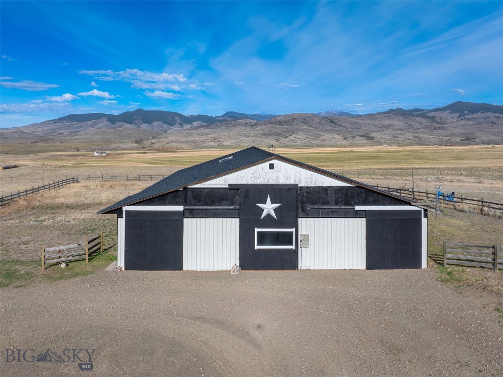 618 Whitetail Road