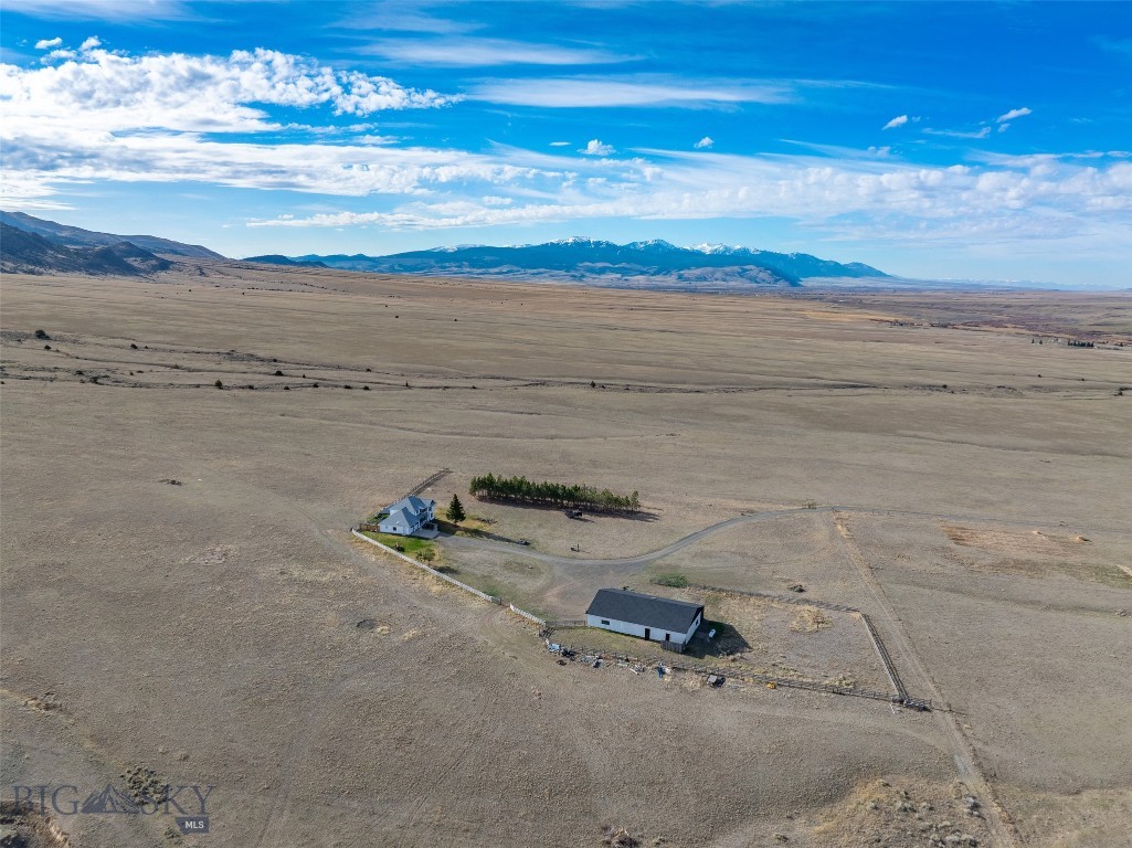 618 Whitetail Road
