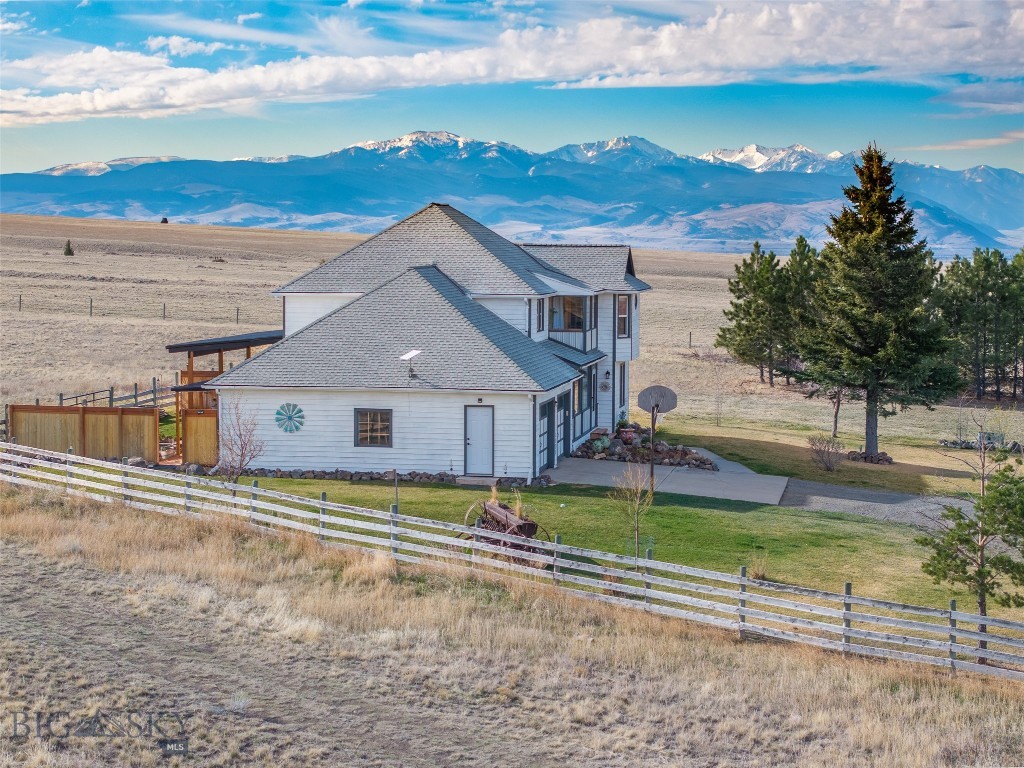 618 Whitetail Road