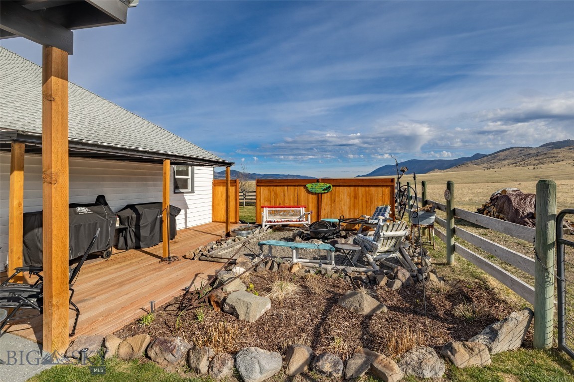 618 Whitetail Road