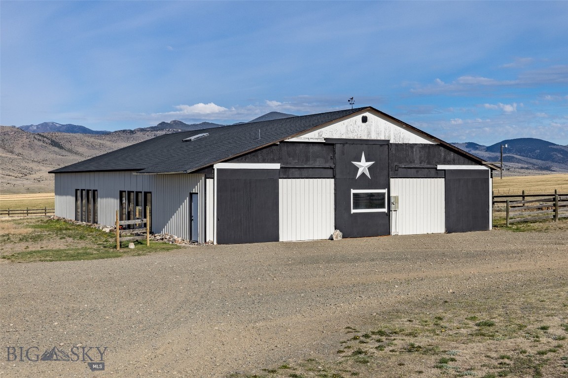 618 Whitetail Road