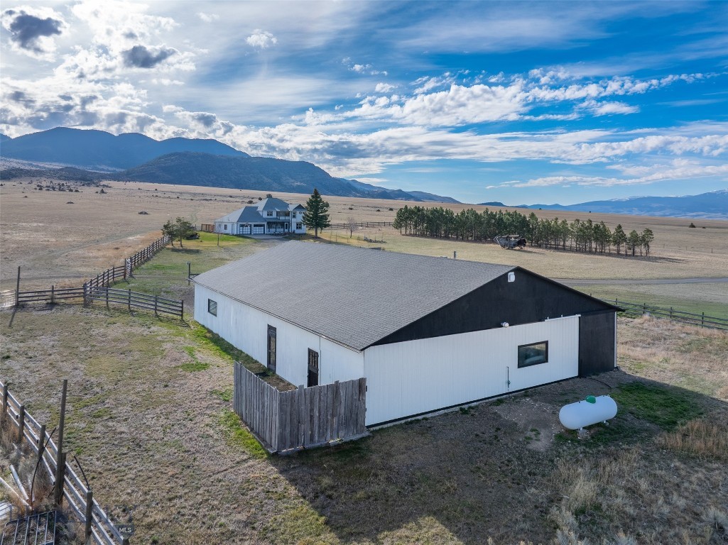618 Whitetail Road