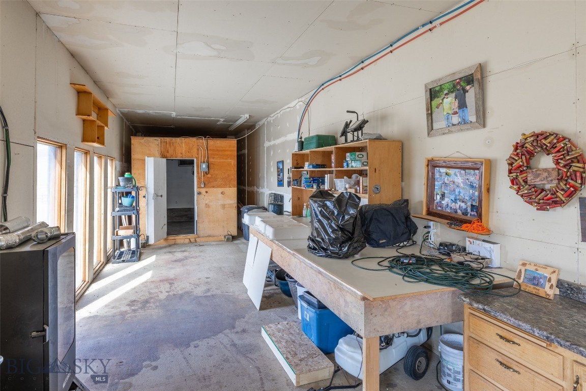 618 Whitetail Road