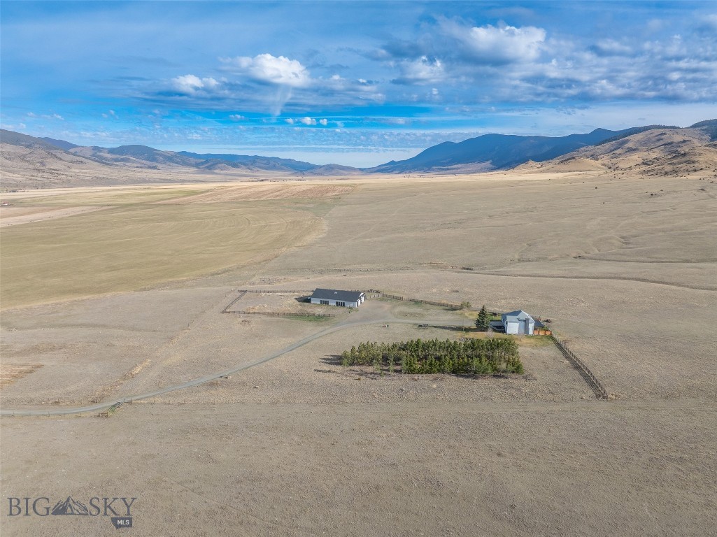 618 Whitetail Road