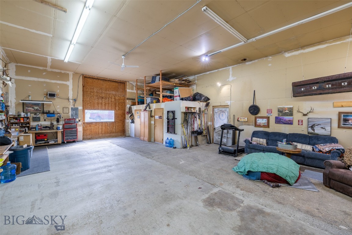 618 Whitetail Road