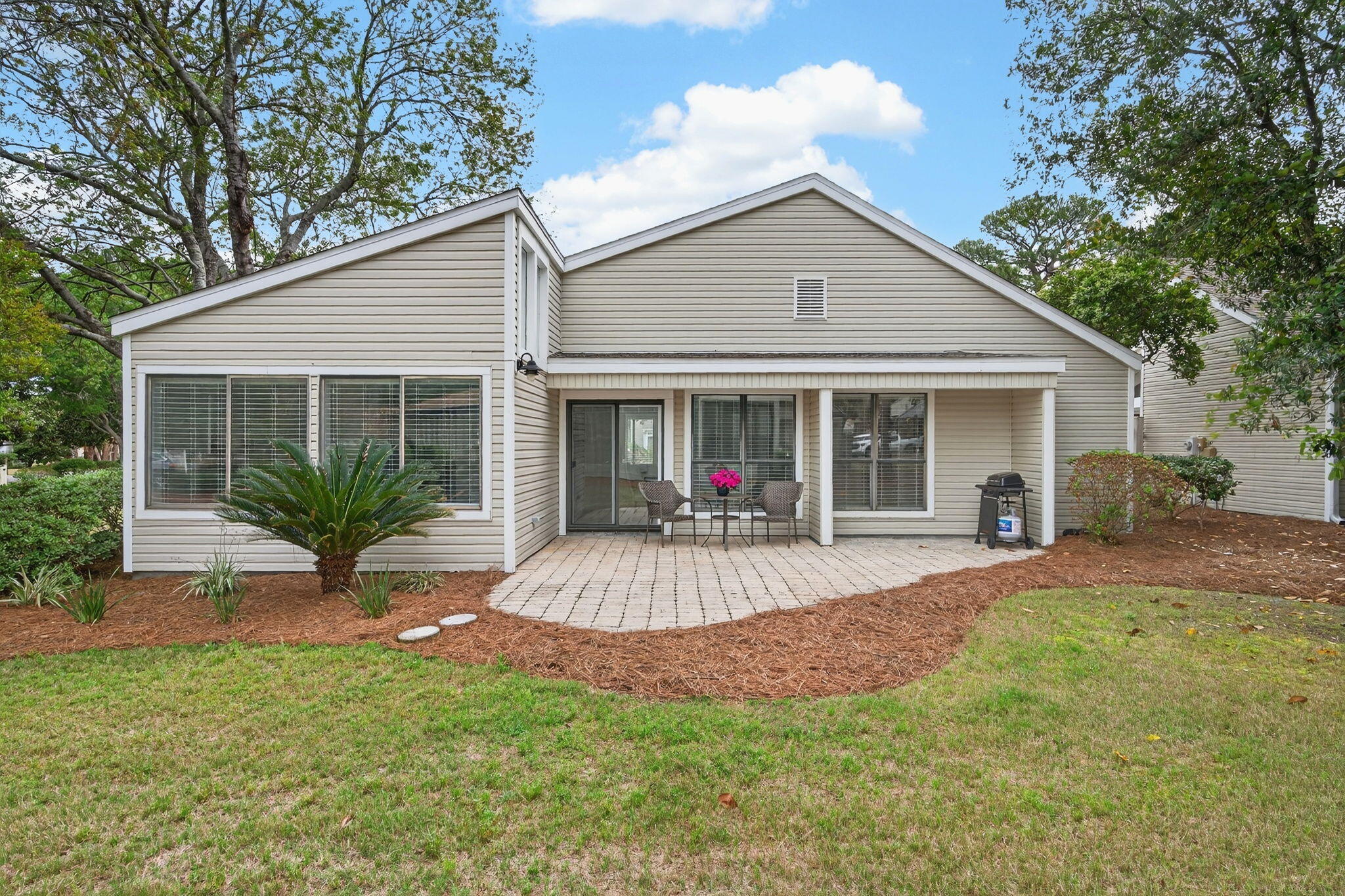 512 Magnolia Place 512