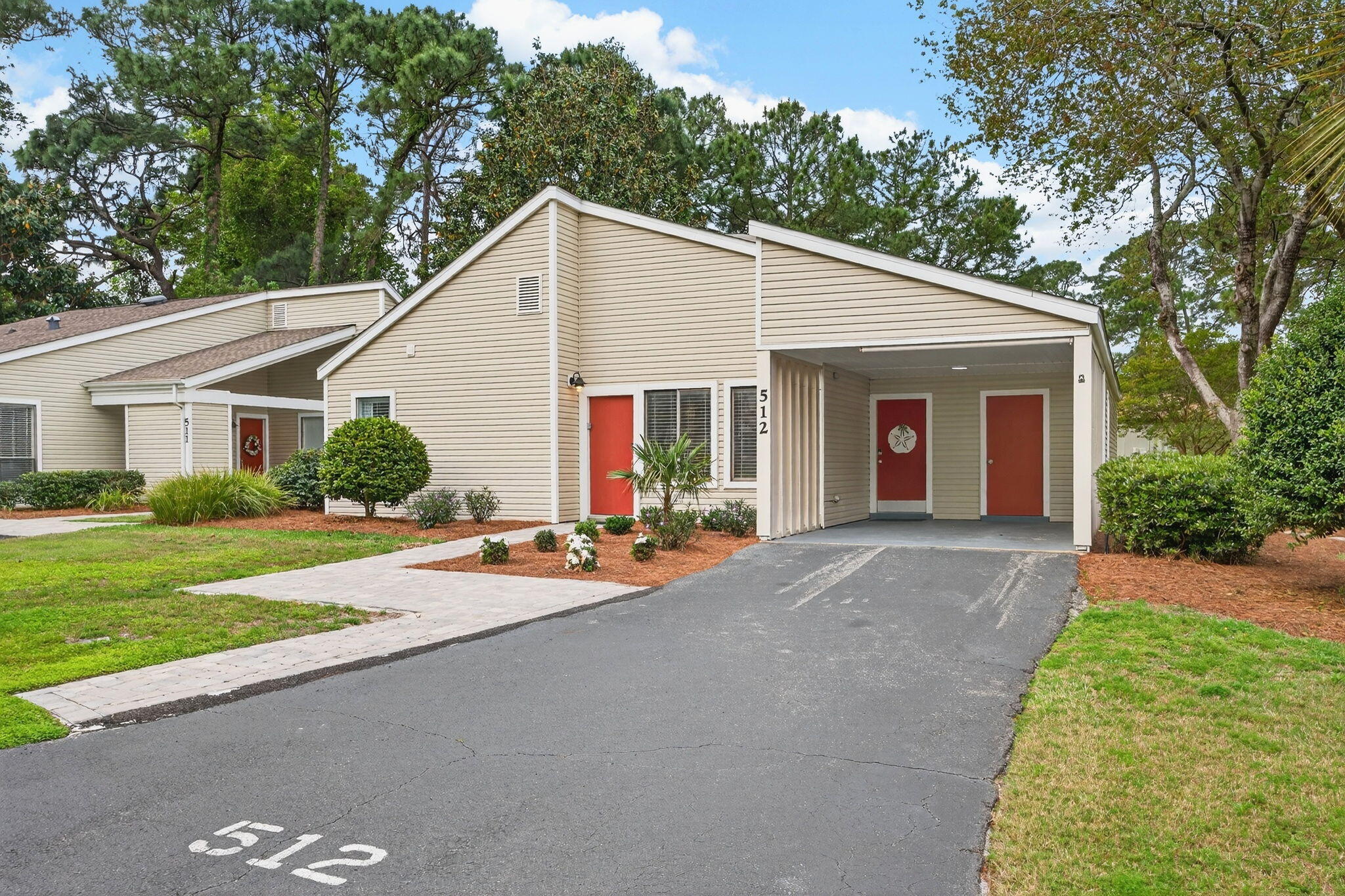 512 Magnolia Place 512