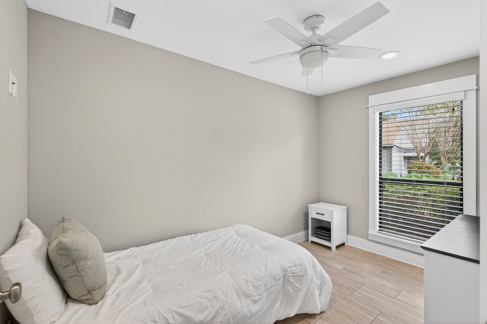 512 Magnolia Place 512