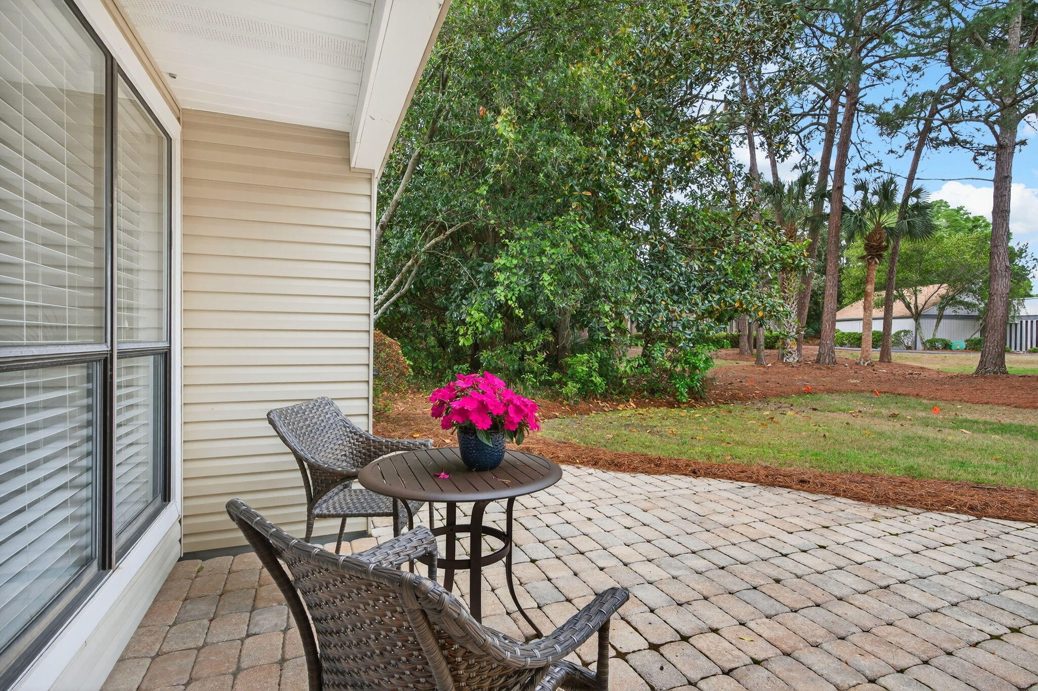 512 Magnolia Place 512