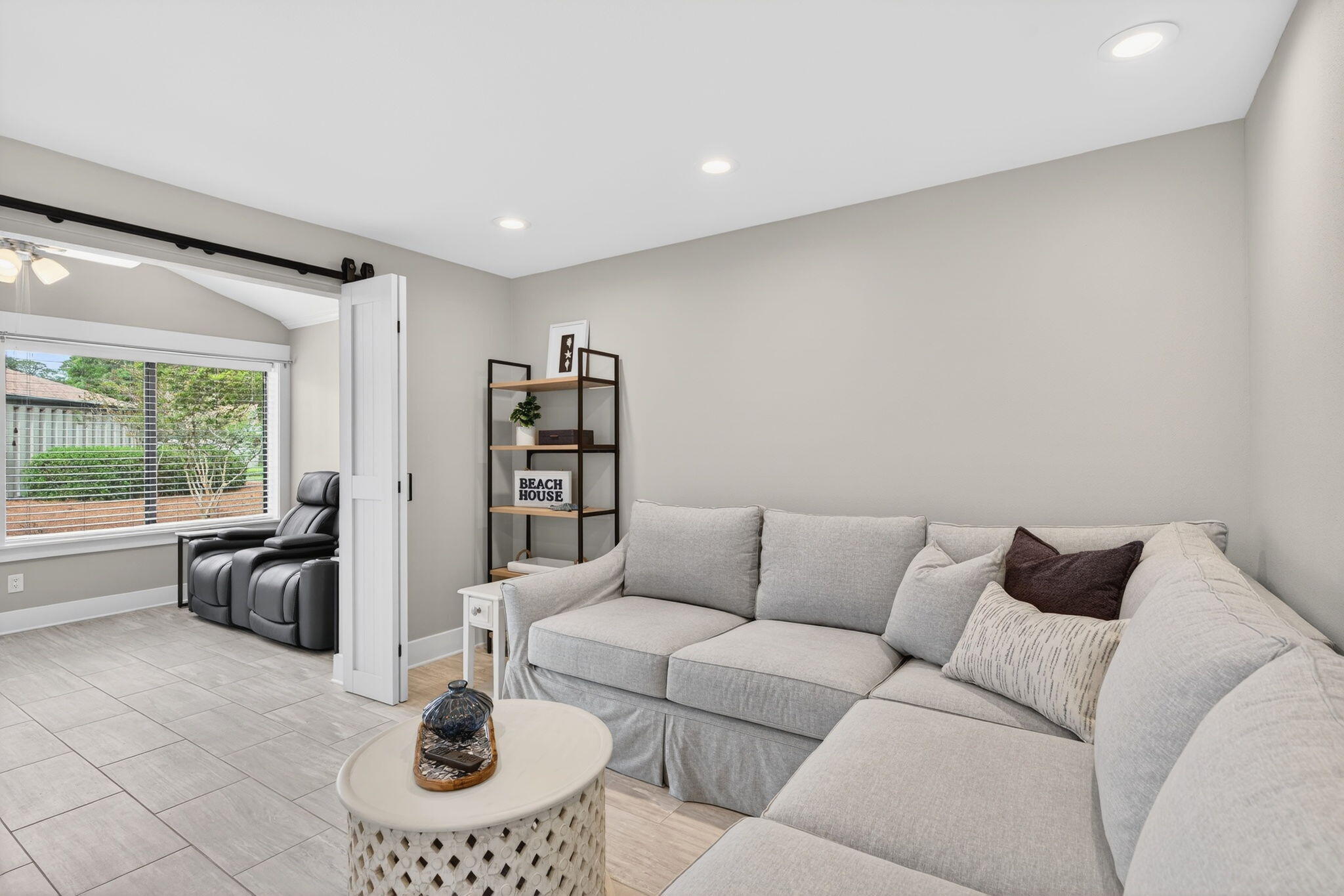 512 Magnolia Place 512